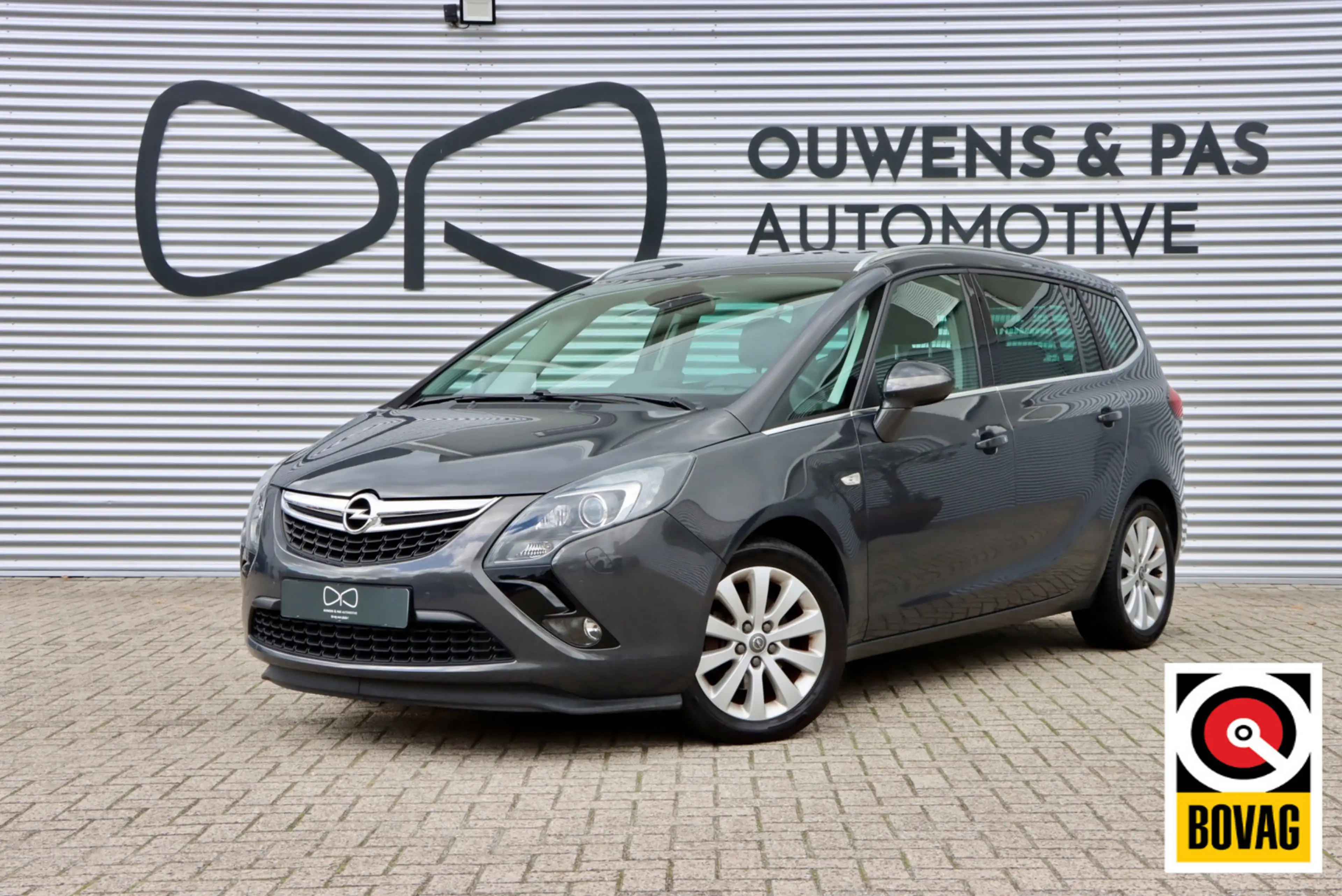 Opel Zafira Tourer 1.4 Turbo Edition | NAVIGATIE | CRUISE | STOELVERW