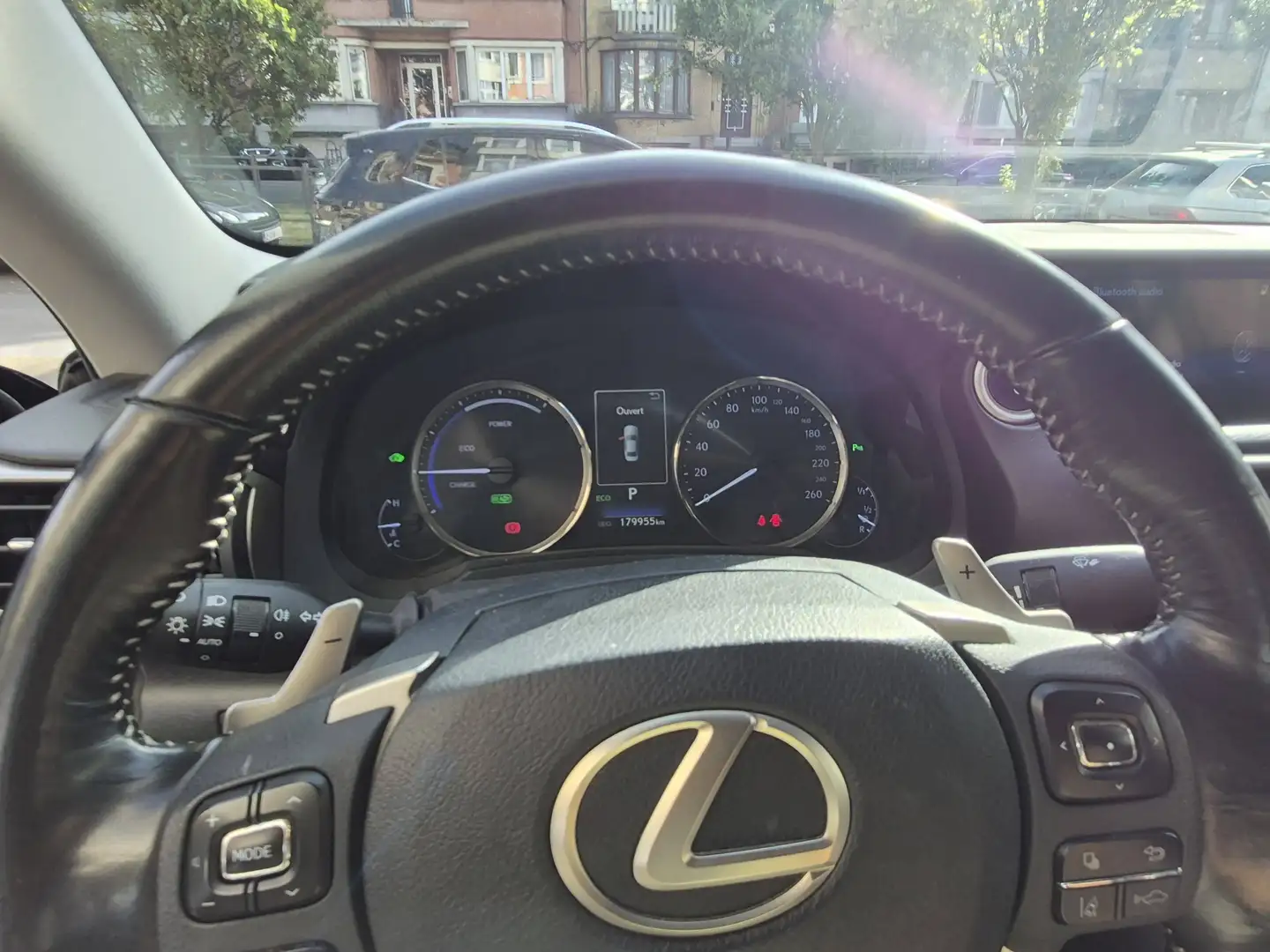 Lexus IS 300 IS 300h 2.5i Business E-CVT Schwarz - 2