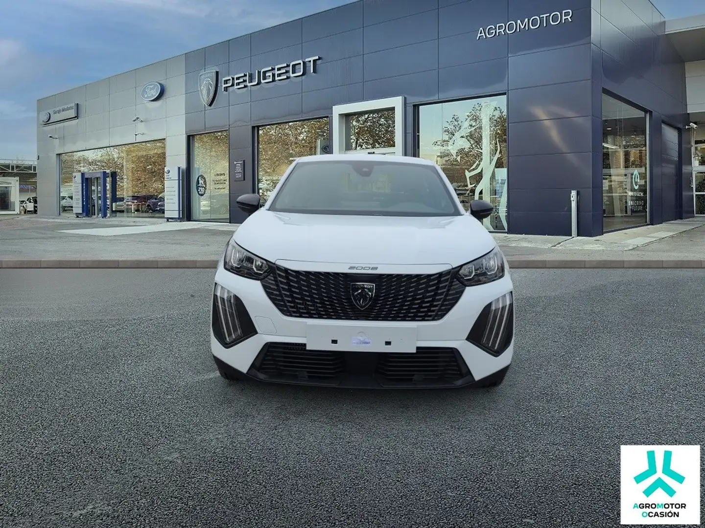 Peugeot 2008 Style Gasolina 100 S&S 6 Vel. MAN Wit - 2