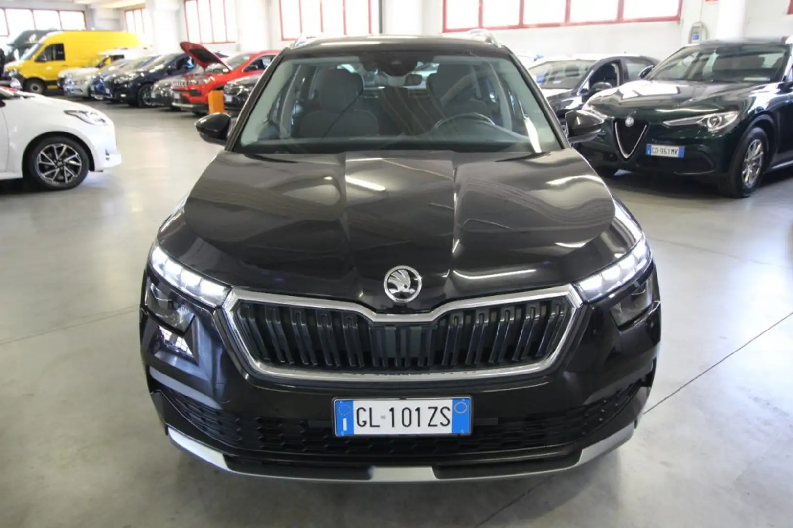 Skoda Kamiq 1.0 TSI 110 CV Style Nero - 1