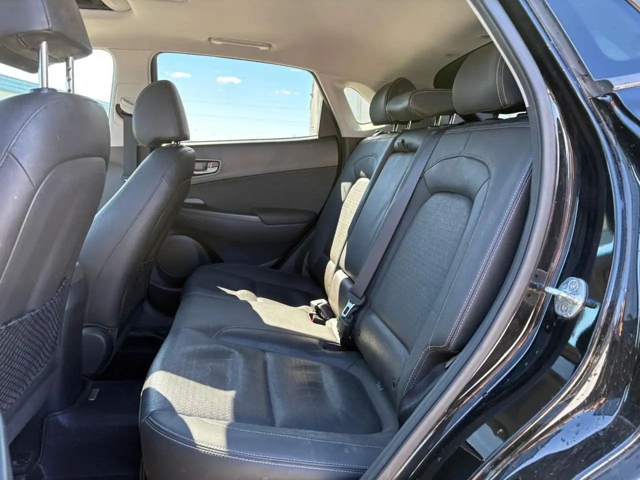 Hyundai KONA снимка Hyundai KONA