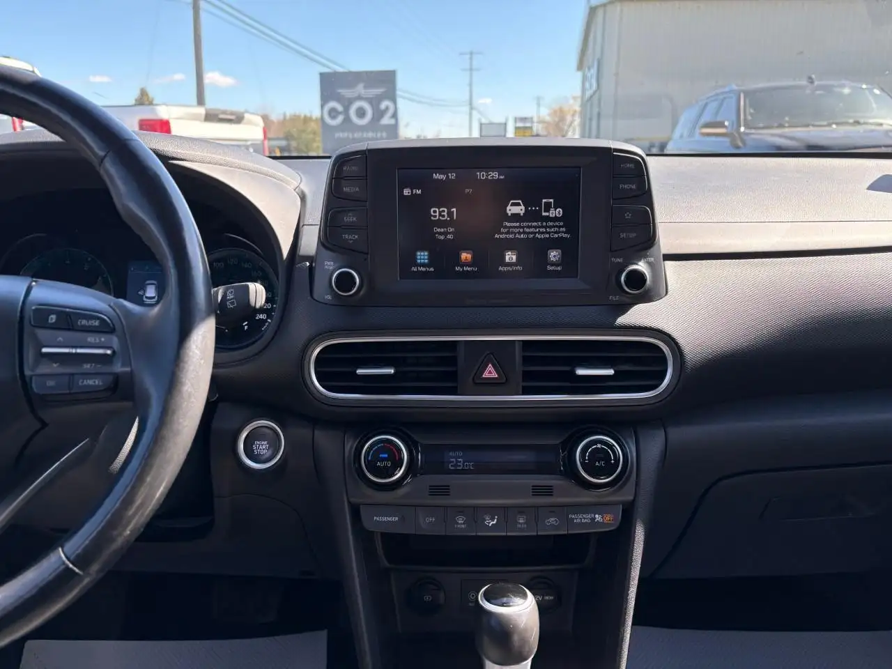 Hyundai KONA снимка Hyundai KONA