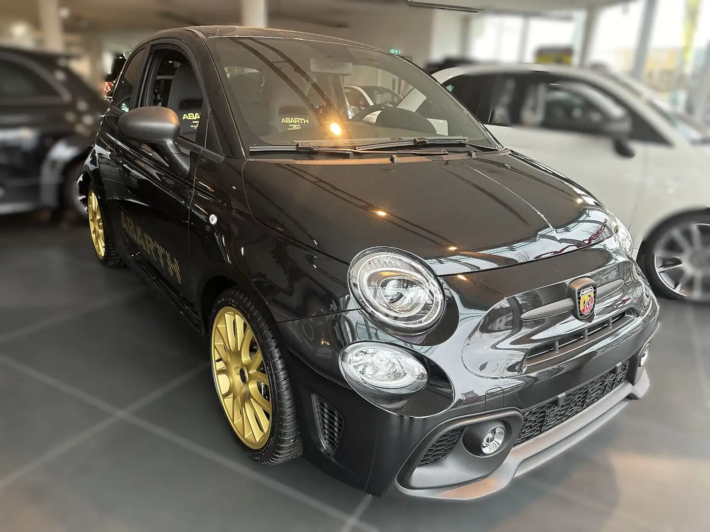 Abarth 695 75th ANNIVERSARIO !! LIMITIERT !! Schwarz - 1