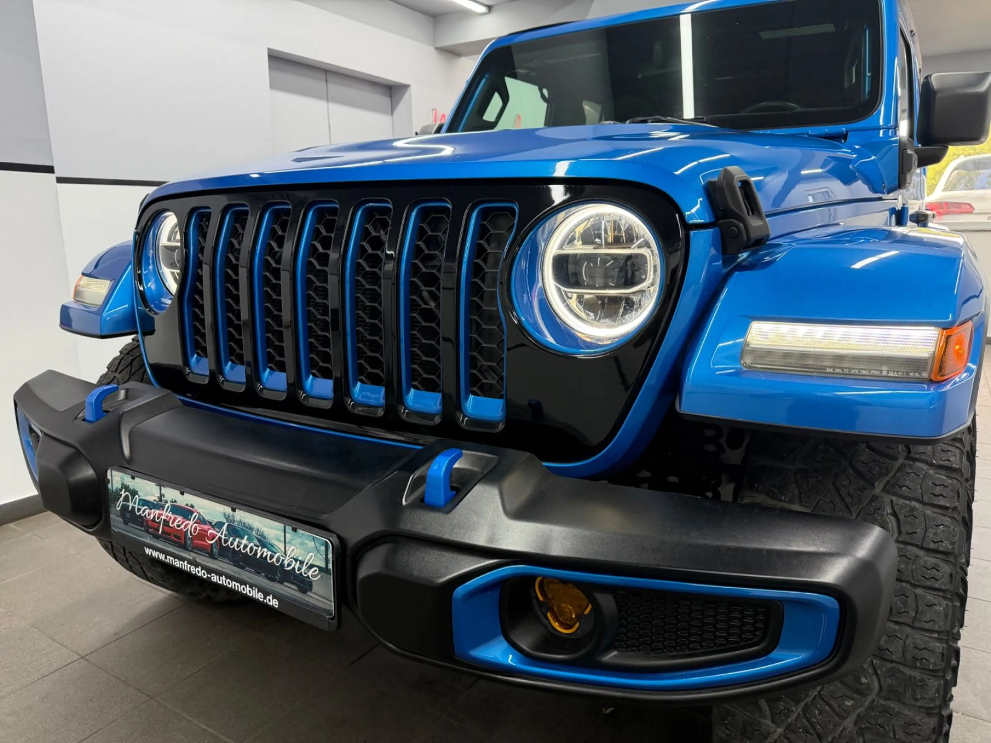 Jeep Wrangler 2.0 4XE Unlimited Sahara*Hydro Blue*LED — photo 2