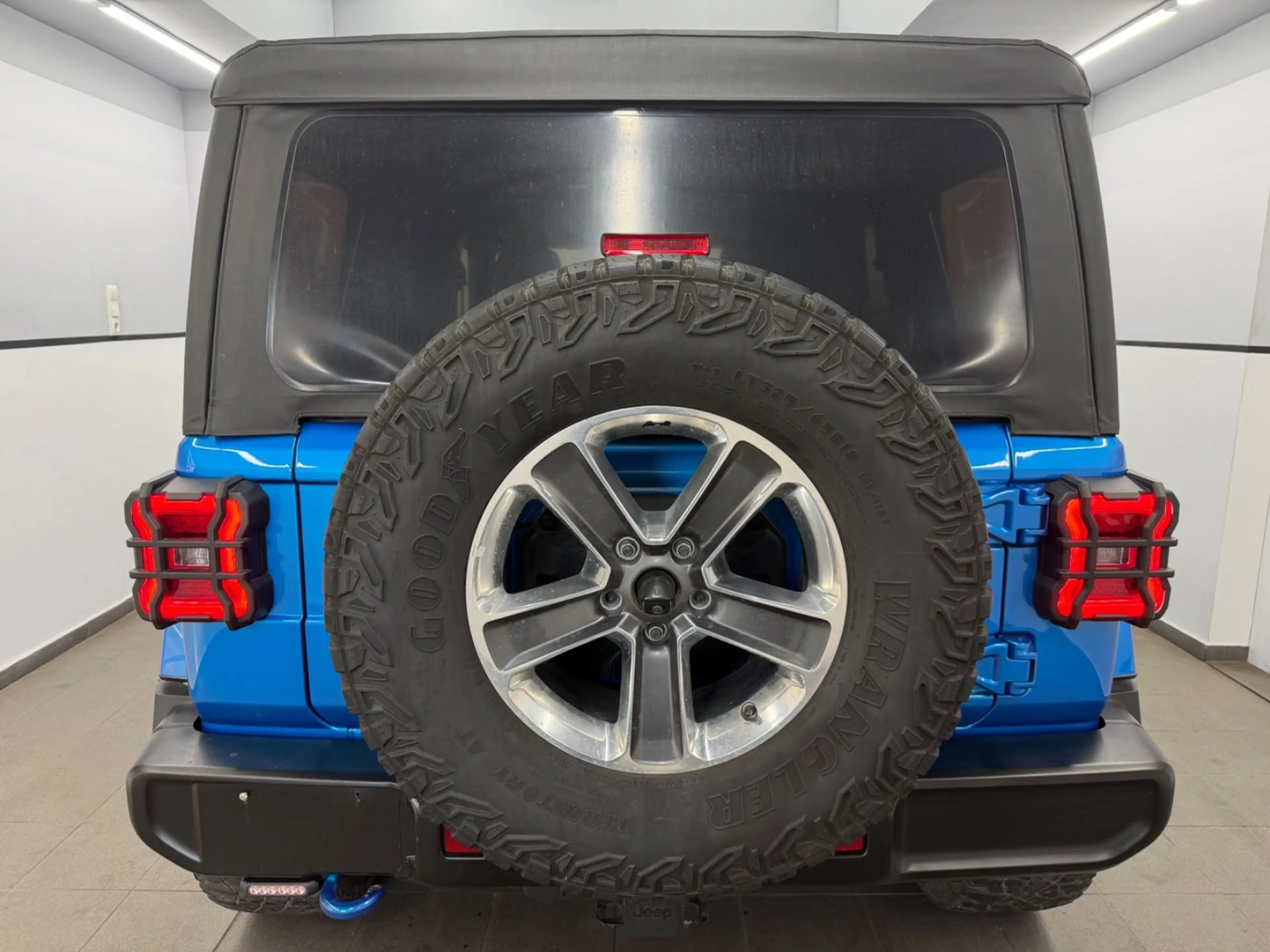 Jeep Wrangler 2.0 4XE Unlimited Sahara*Hydro Blue*LED — photo 7