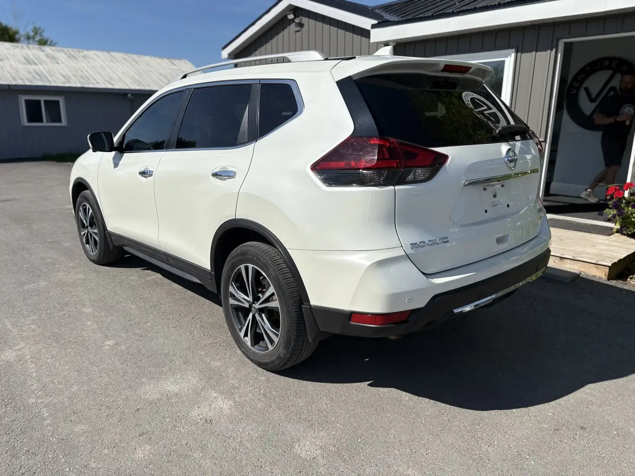 Nissan Rogue fotografie Nissan Rogue