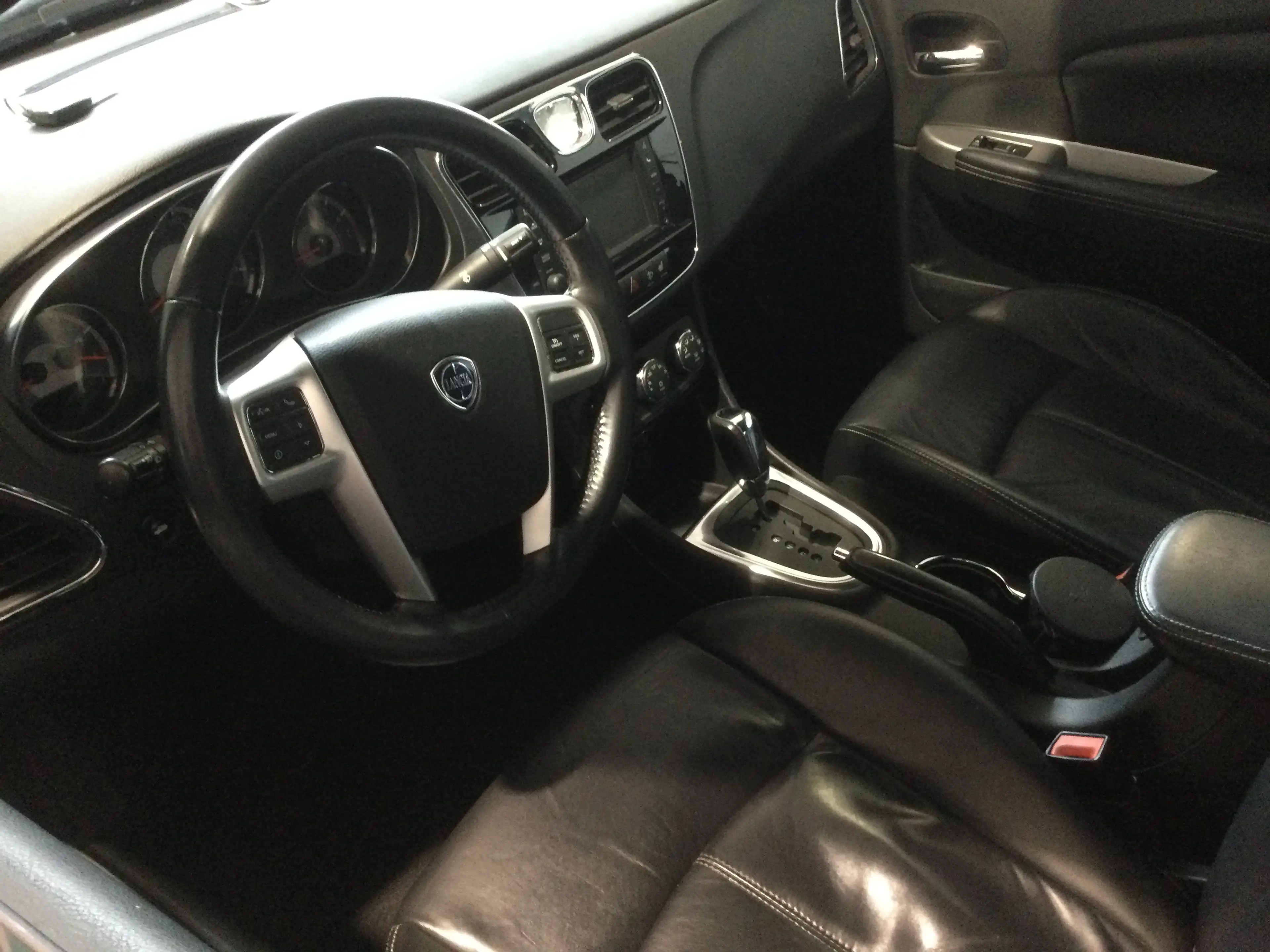 Lancia Flavia Flavia 2.4i Dual VVT — photo 4