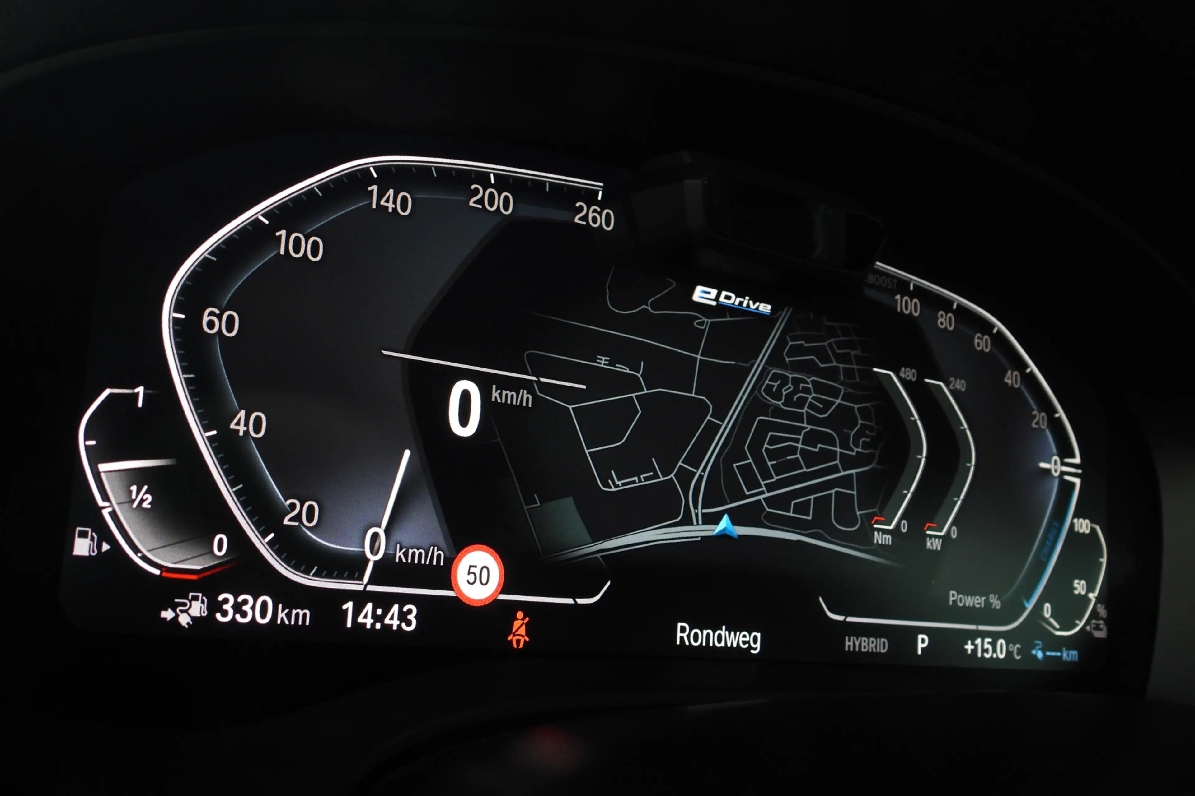 BMW 530 5 Serie Touring 530e xDrive Automaat / Panoramadak — photo 15