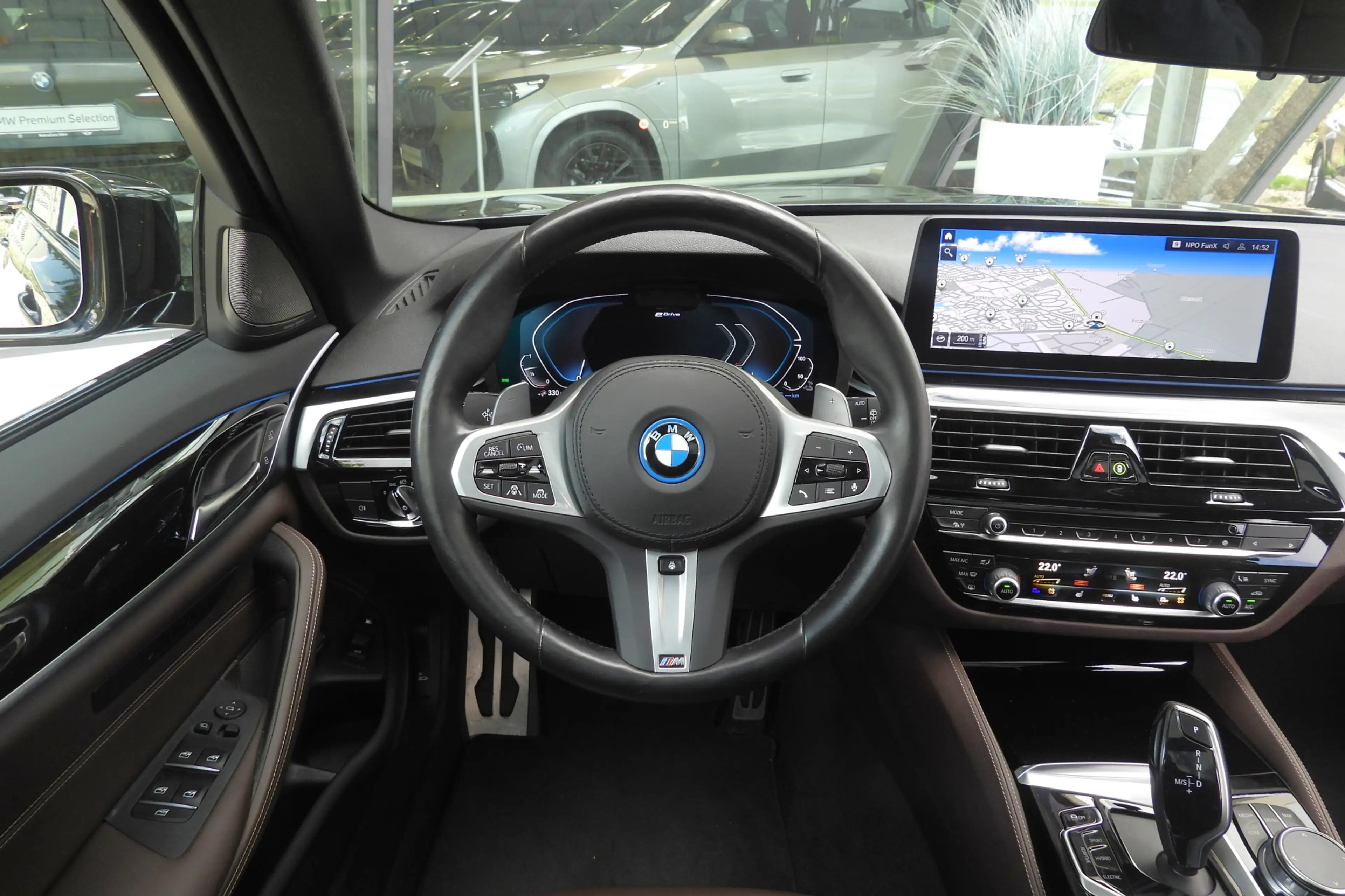BMW 530 5 Serie Touring 530e xDrive Automaat / Panoramadak — photo 3