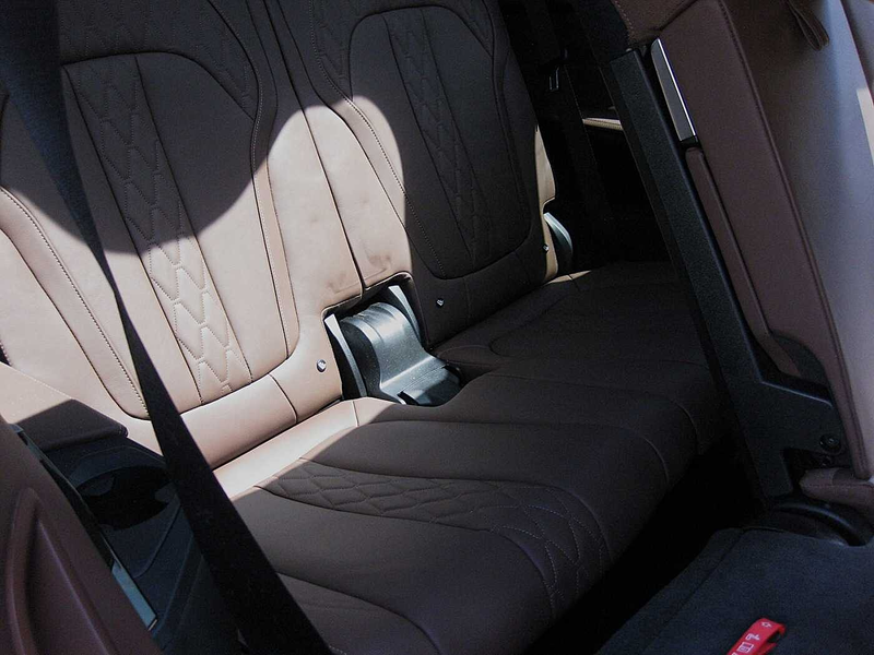 BMW X7 M50i dt.Fzg. Top Ausst. — photo 14