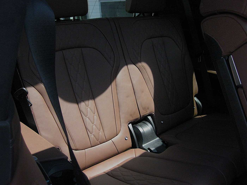 BMW X7 M50i dt.Fzg. Top Ausst. — photo 13