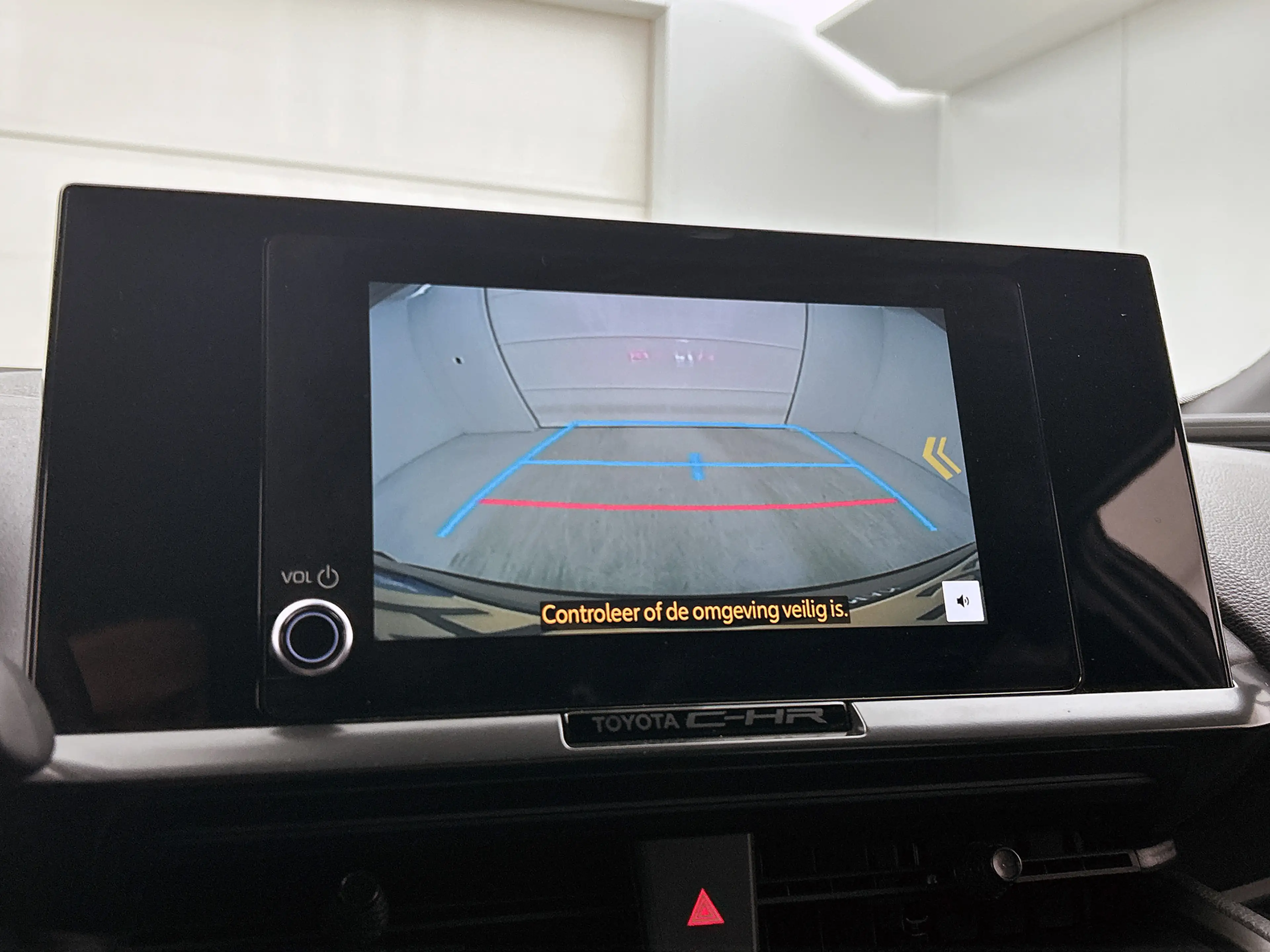 Toyota C-HR 1.8 Hybrid 140 Dynamic | Velgen | Navigatie | Dode — photo 8