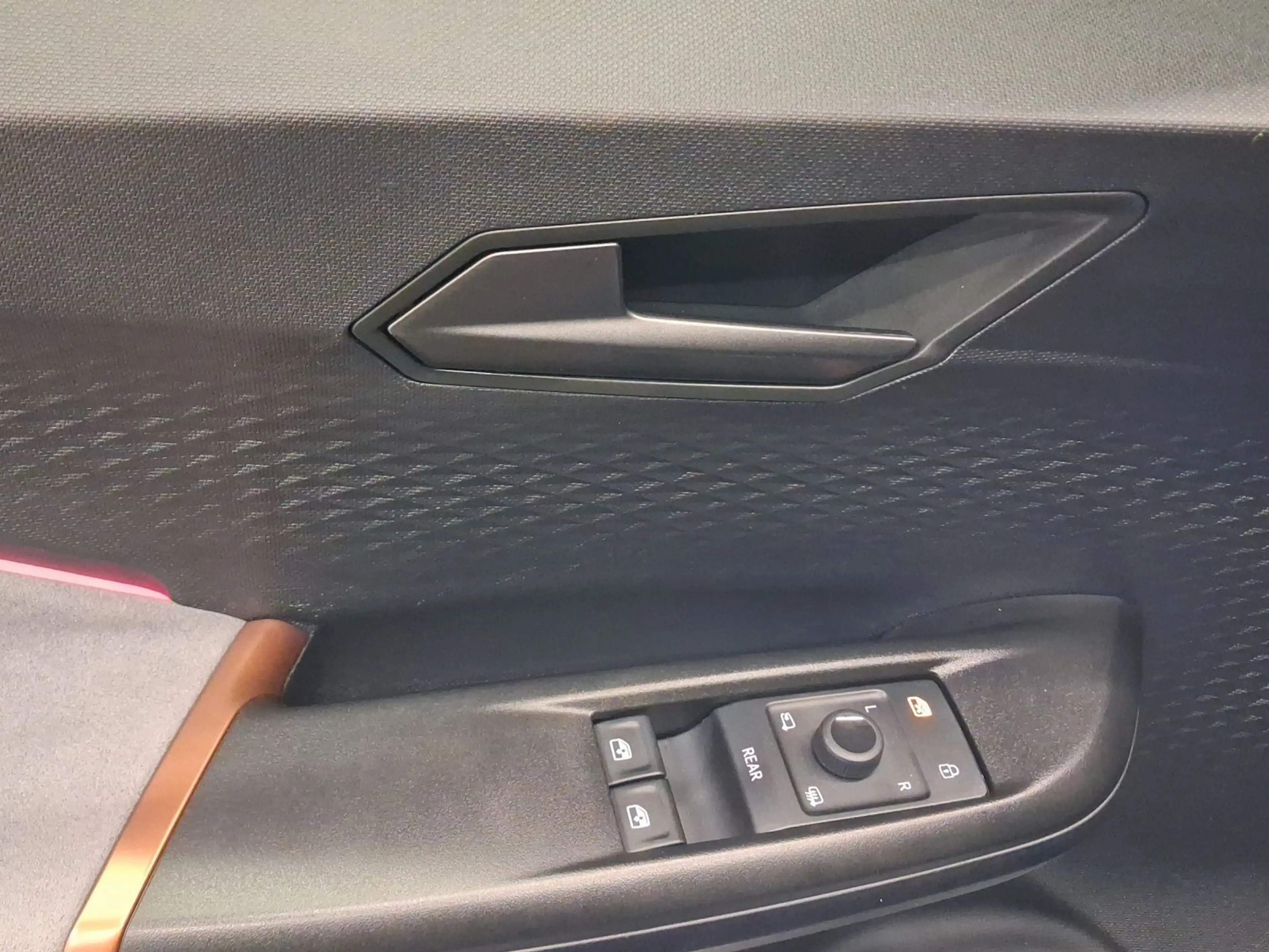 CUPRA Born e-BOOST ELECTRIC NAVI KAMERA SITZHZ LM19 — photo 8