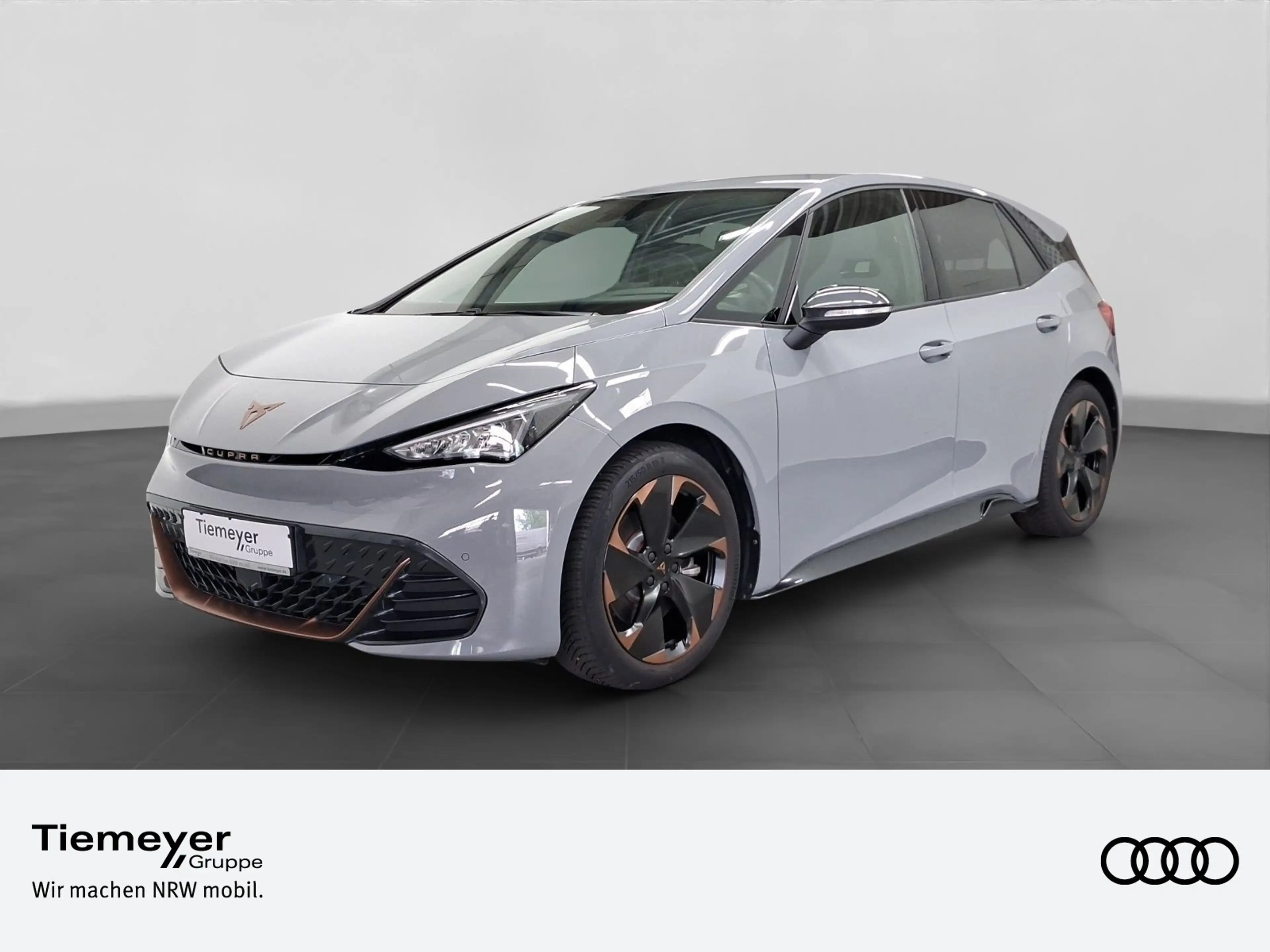 CUPRA Born e-BOOST ELECTRIC NAVI KAMERA SITZHZ LM19