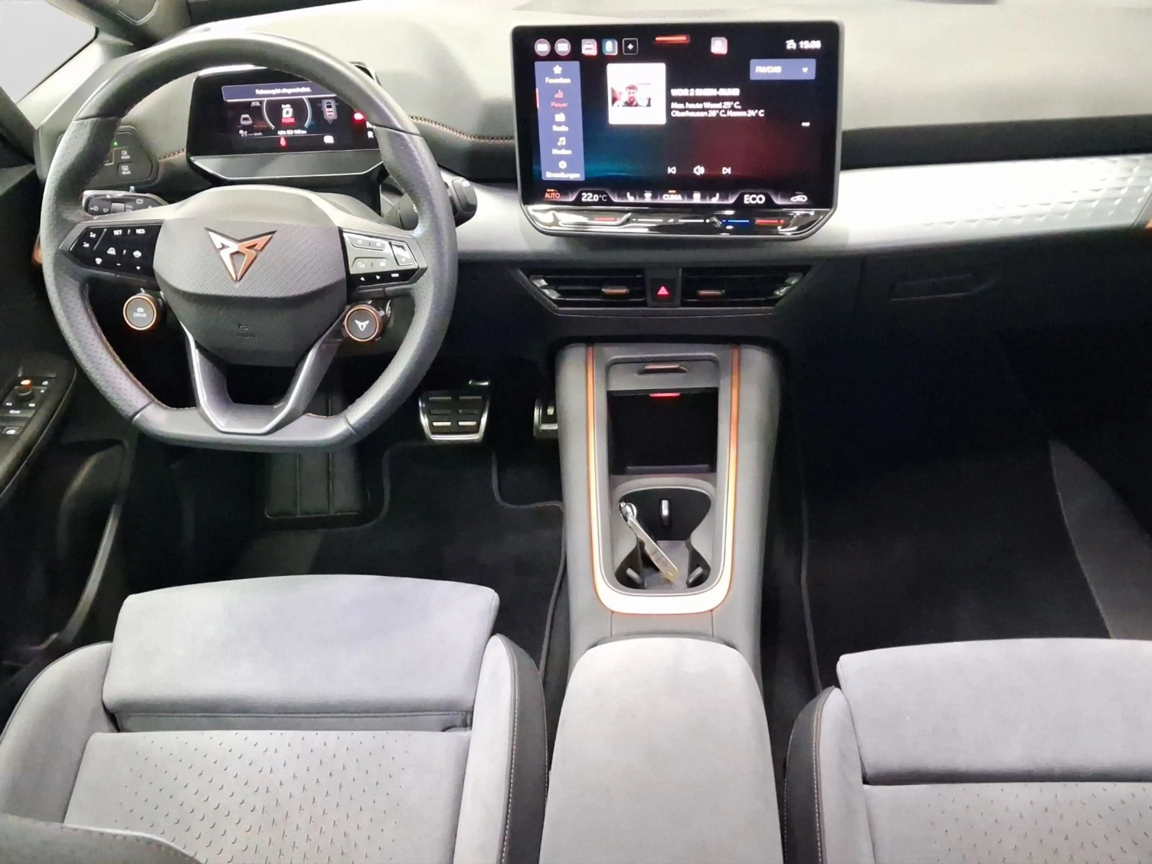 CUPRA Born e-BOOST ELECTRIC NAVI KAMERA SITZHZ LM19 — photo 5