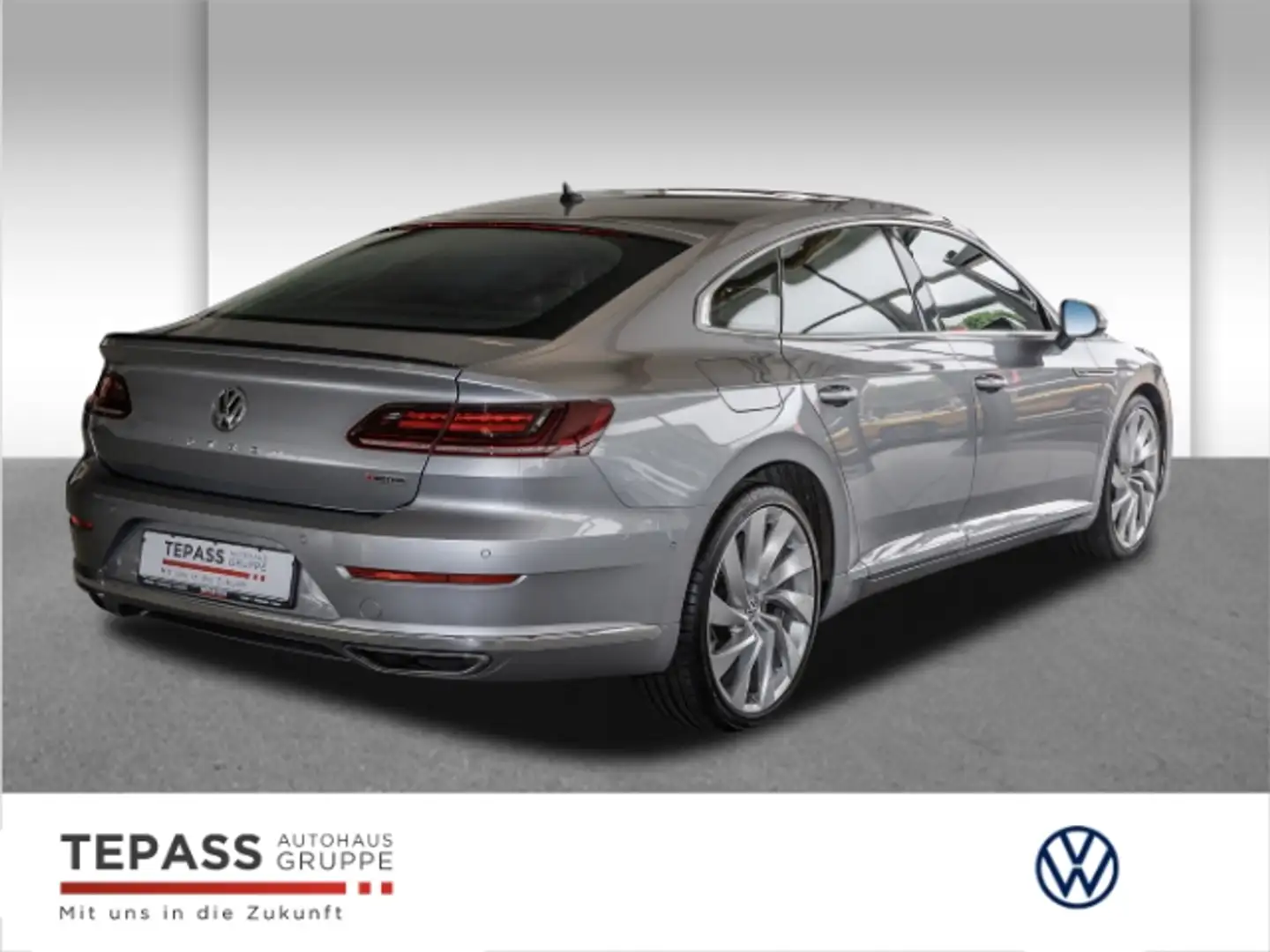 Volkswagen Arteon 2.0 TSI R-Line LED NAVI SHZ PDC Silver - 2