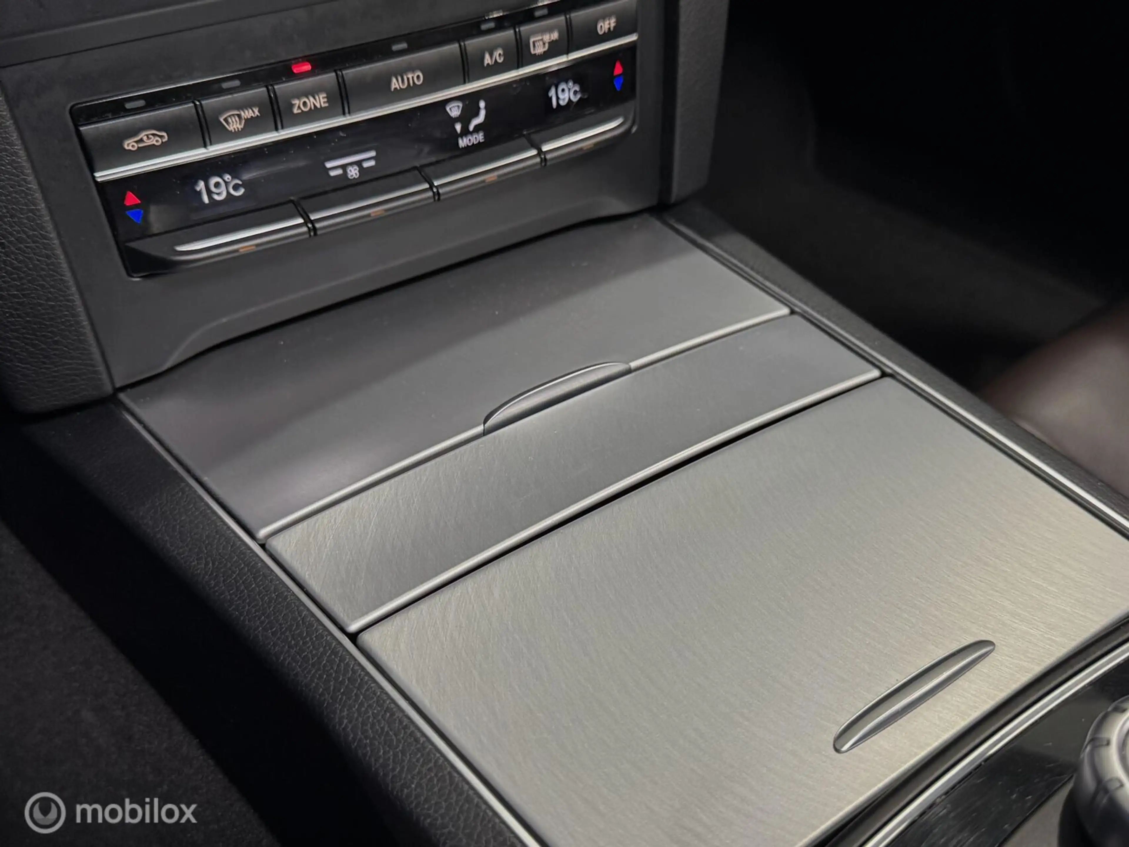 Mercedes-Benz E 220 Coupé CDI Edition sport AMG [ Nap dtr+ stuurpiloot — photo 30
