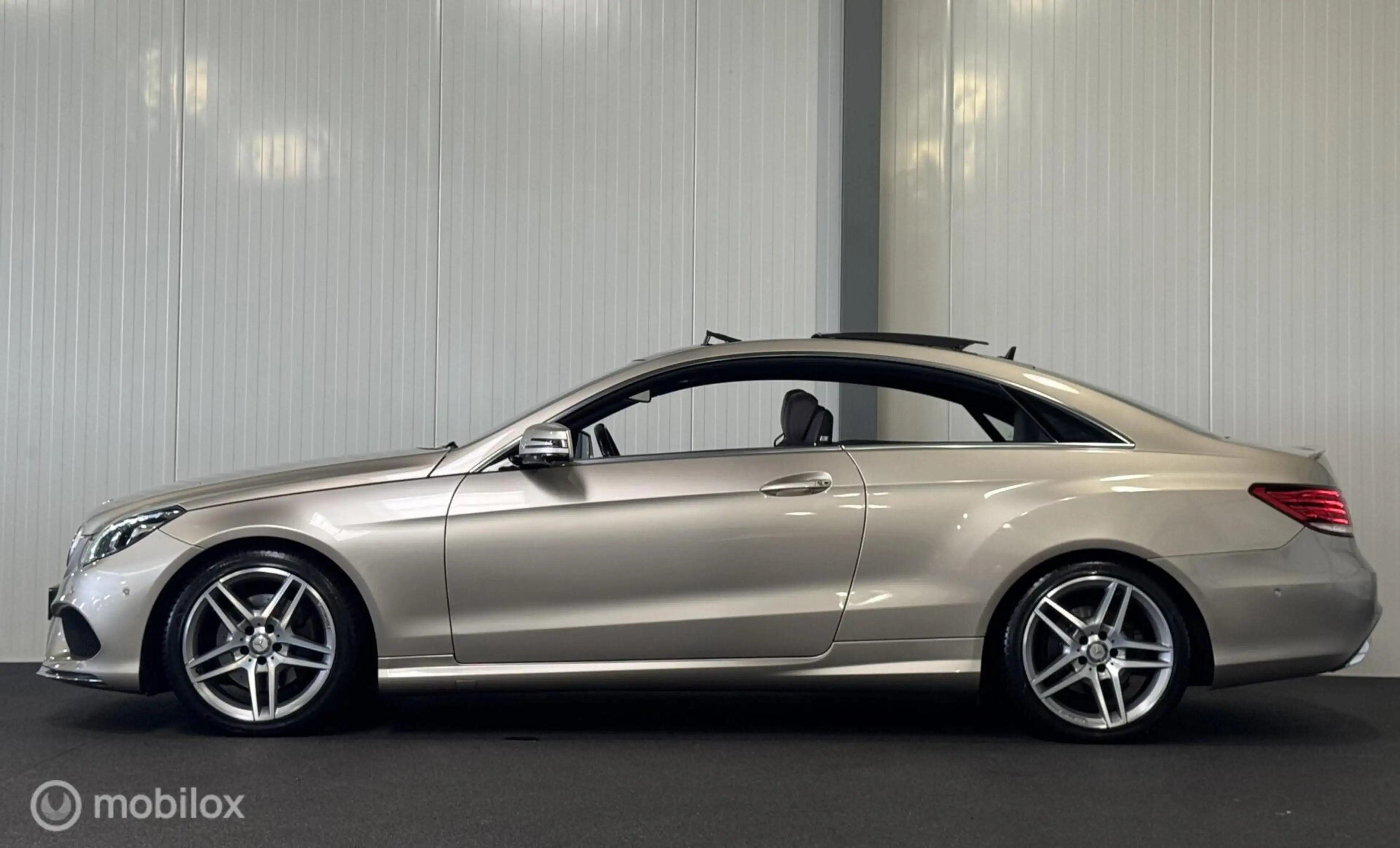 Mercedes-Benz E 220 Coupé CDI Edition sport AMG [ Nap dtr+ stuurpiloot — photo 4