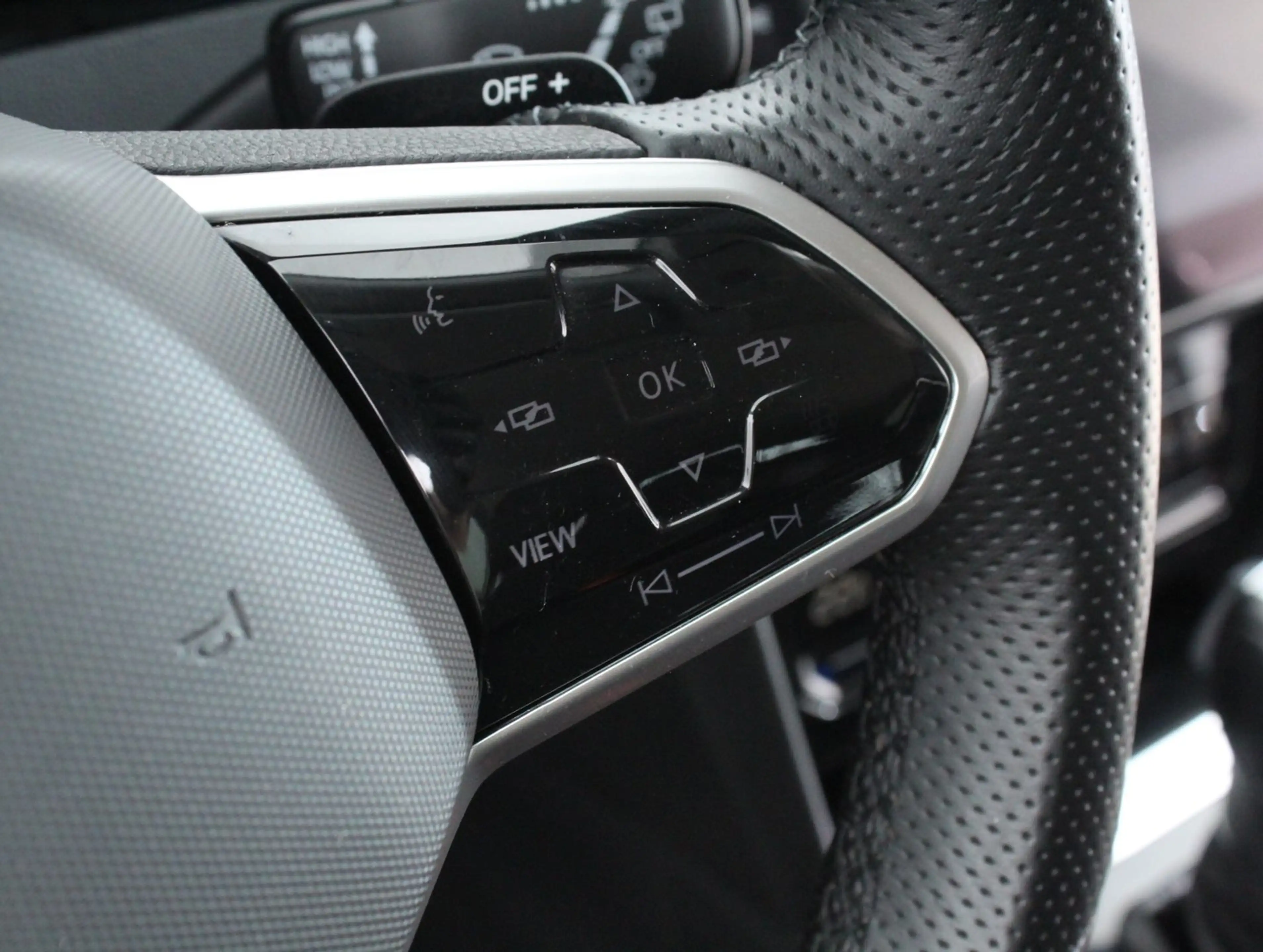 Volkswagen Arteon Elegance TDI DSG — photo 11