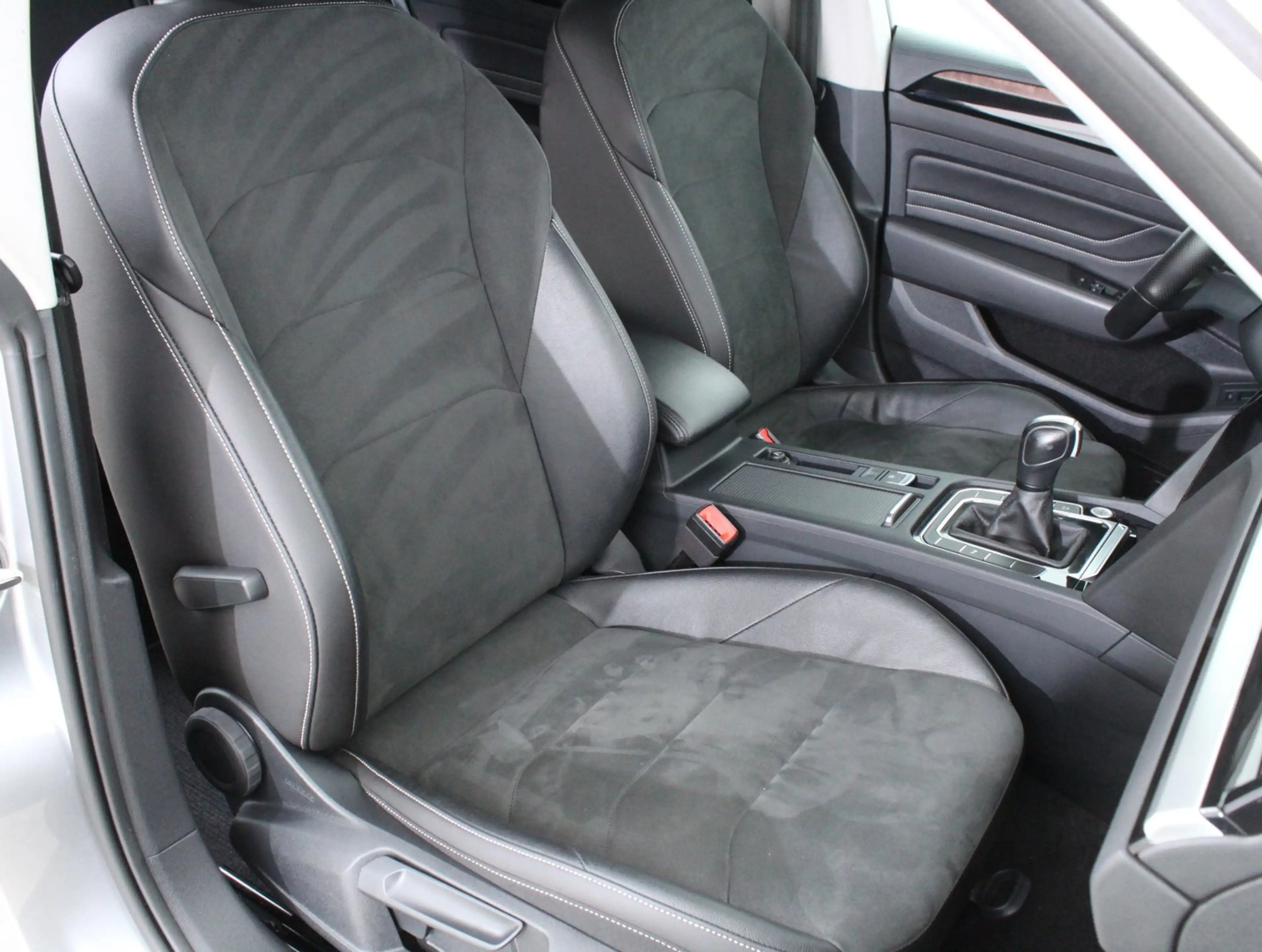 Volkswagen Arteon Elegance TDI DSG — photo 12