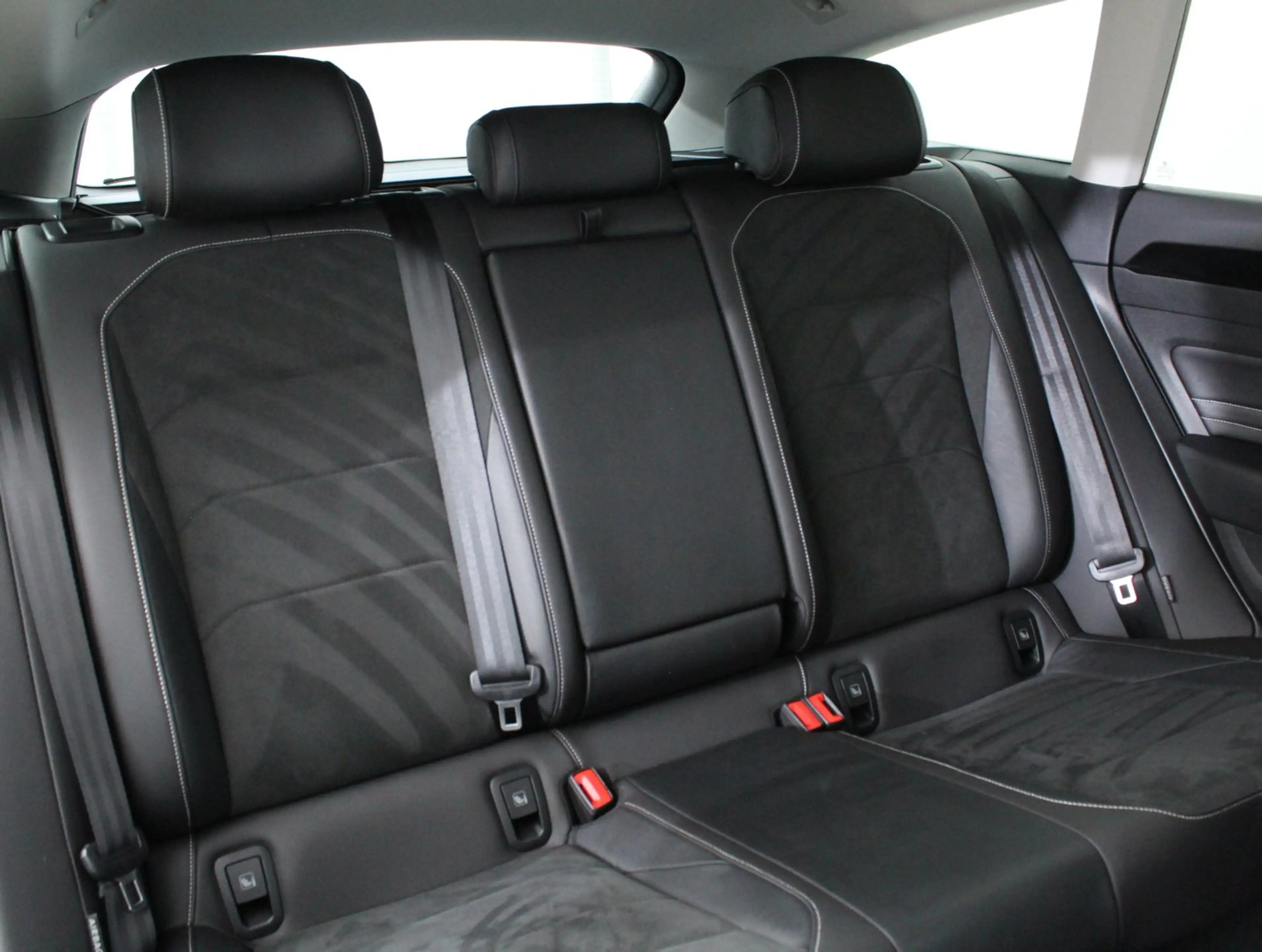 Volkswagen Arteon Elegance TDI DSG — photo 13