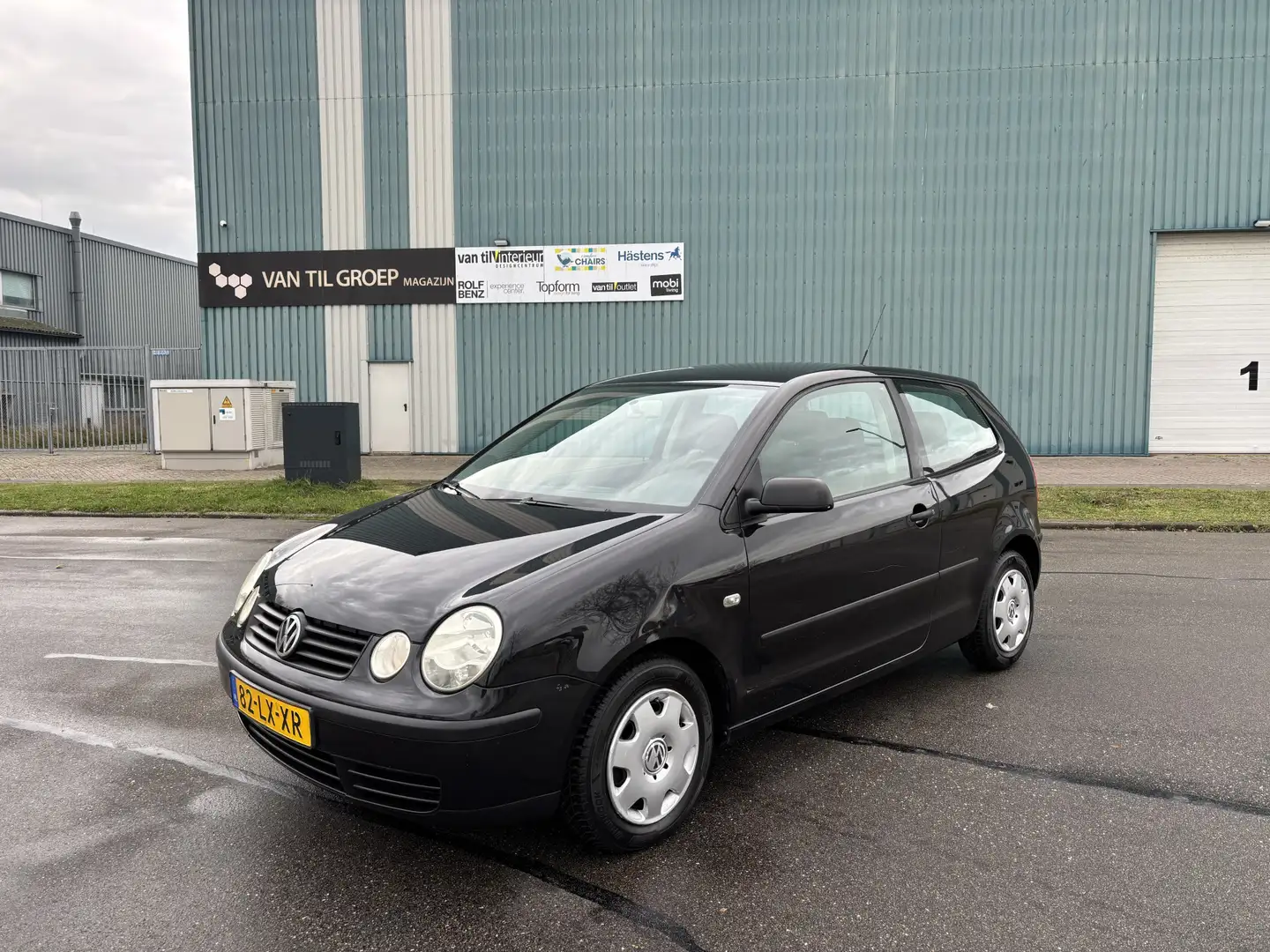 Volkswagen Polo 1.4-16V 75 PK. Goed rijdende inruilauto met nieuwe Noir - 1
