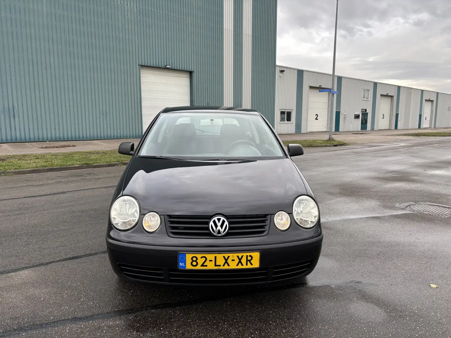 Volkswagen Polo 1.4-16V 75 PK. Goed rijdende inruilauto met nieuwe Noir - 2