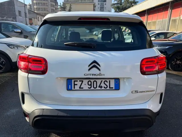 Citroen C5 Aircross view 4
