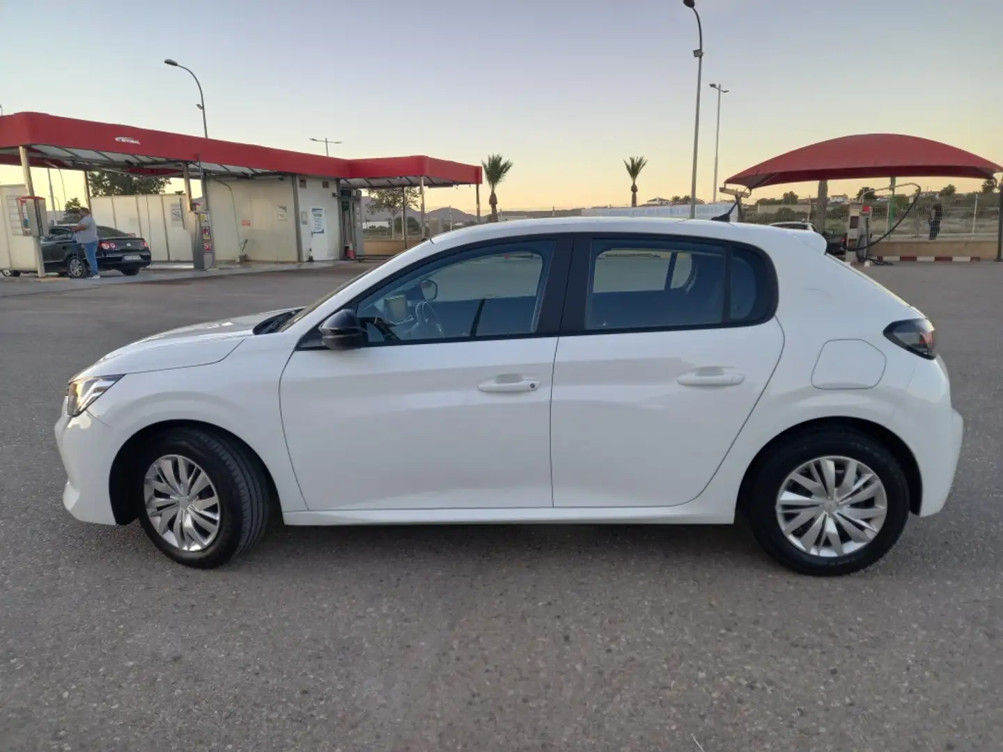 Peugeot 208 1.2 Puretech S&S Active Pack 75 Blanco - 2