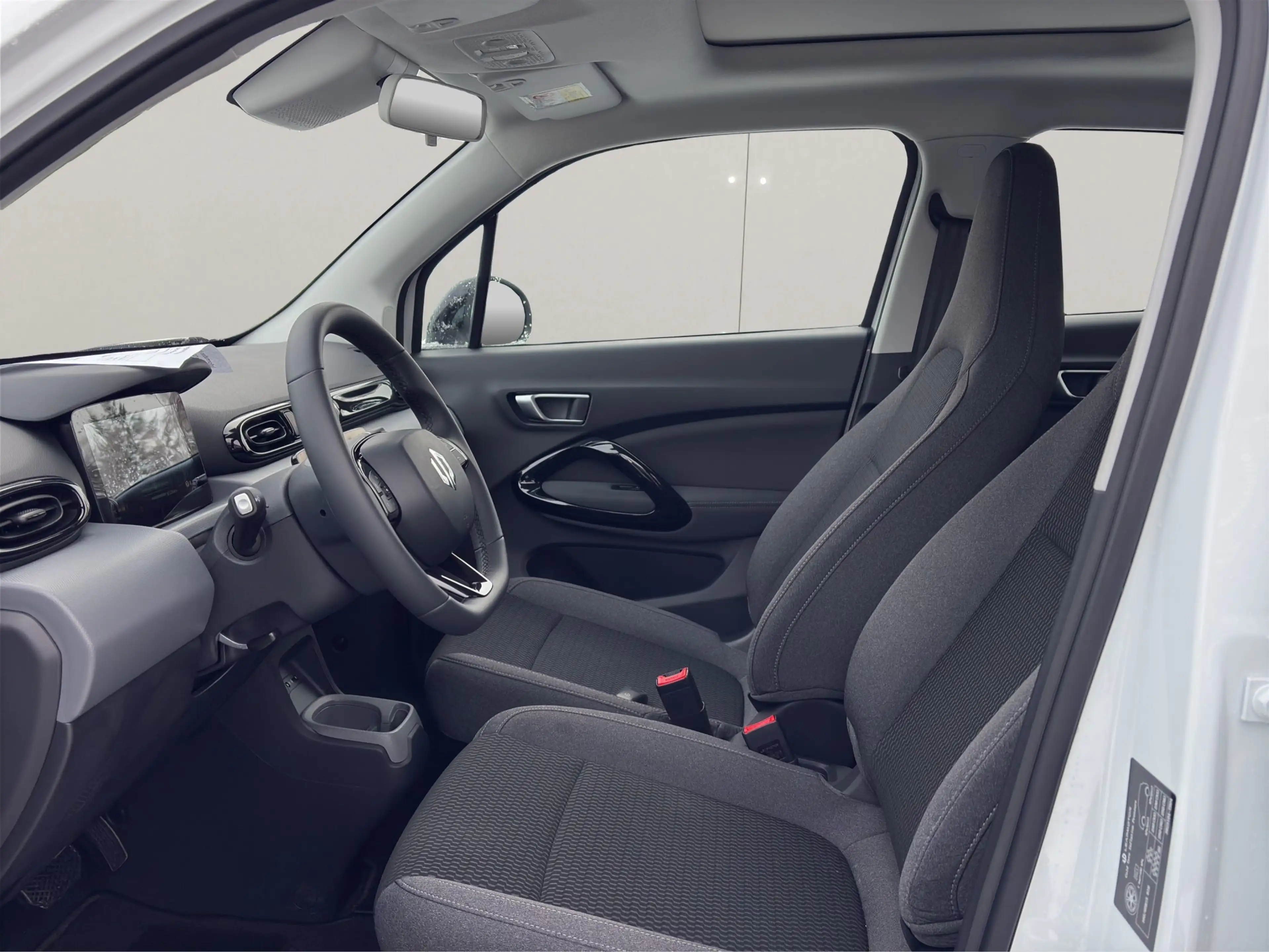 Leapmotor T03 70kW BEV *ACC+Navigation+Kamera+Tempomat* — photo 8