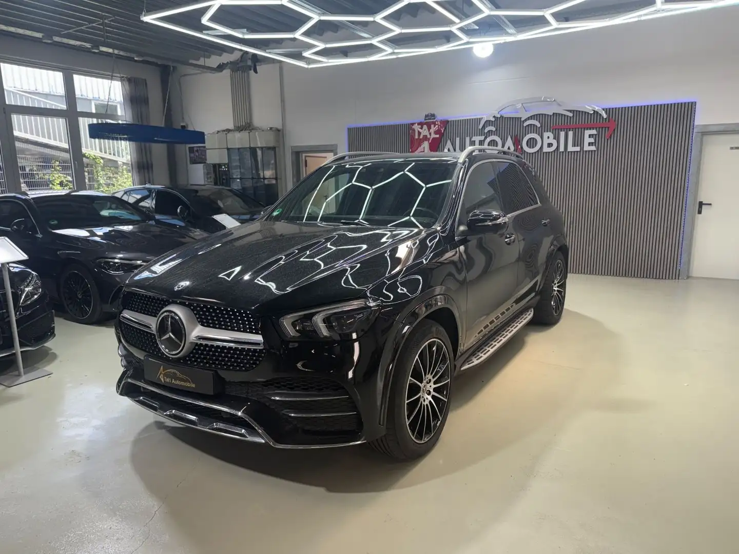 Mercedes-Benz GLE 350 d 4Matic AMG Line 360* Kam Headup Noir - 1