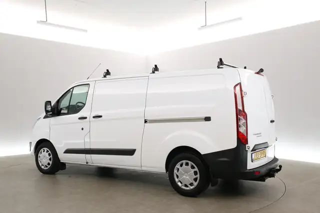 Ford Transit Custom view 9