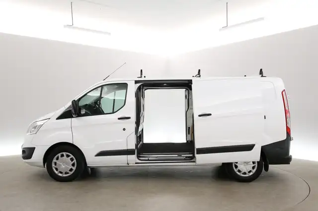 Ford Transit Custom view 4