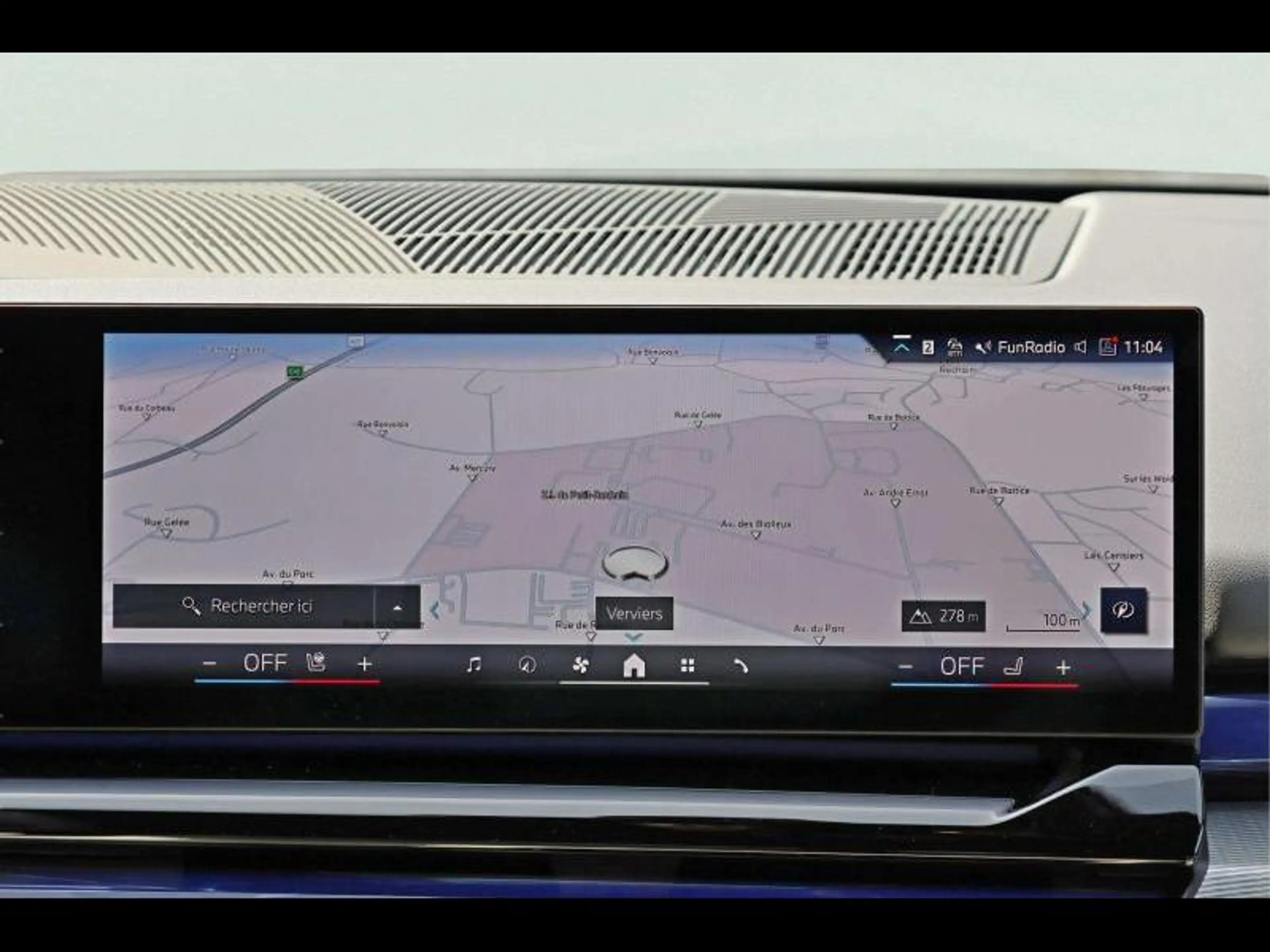 BMW 550 e xDrive Berline Kit M Sport — photo 12