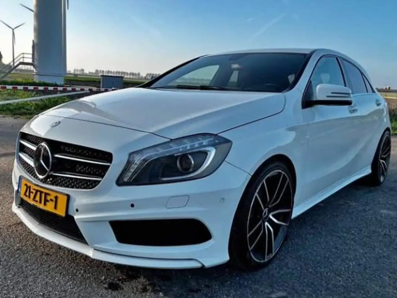 Mercedes-Benz A 180
