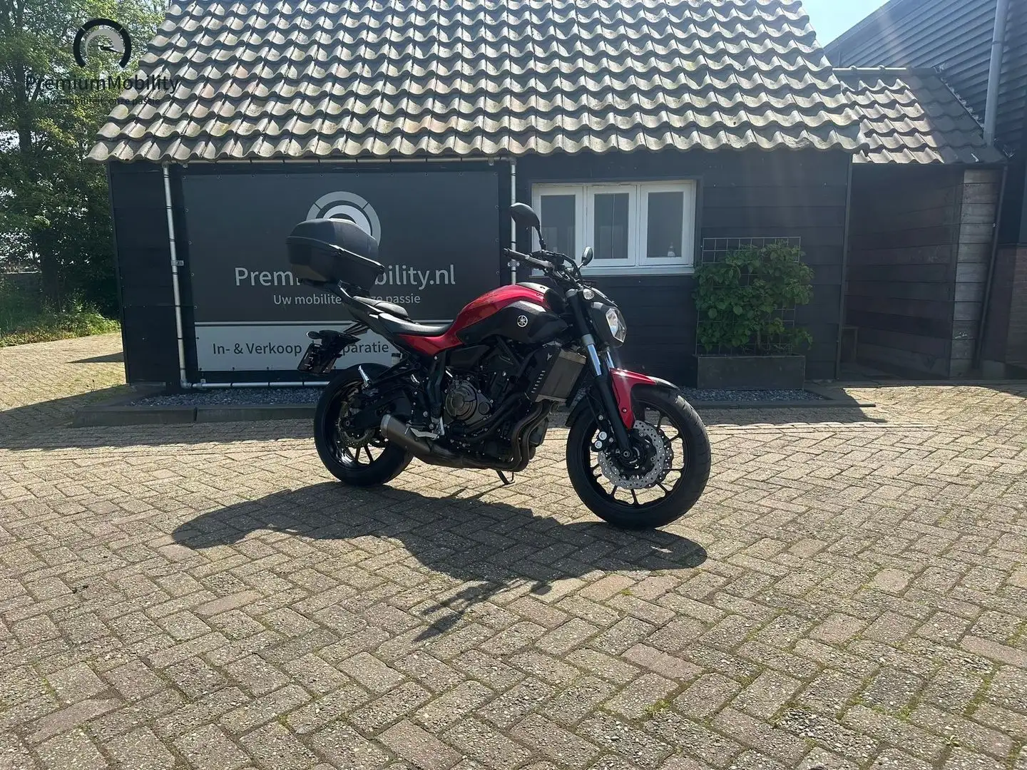 Yamaha MT-07 ABS Roşu - 1