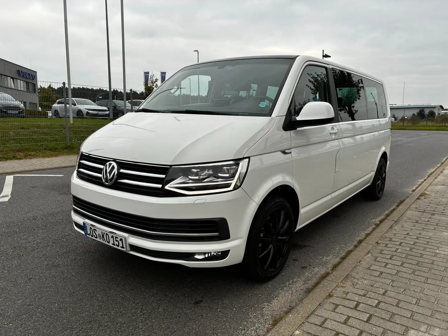 Volkswagen T5 Multivan Multivan Highline Autm. Weiß - 1