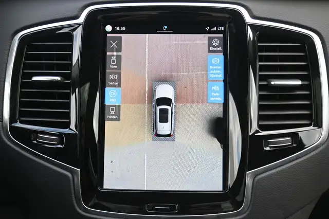 Volvo XC90 view 21