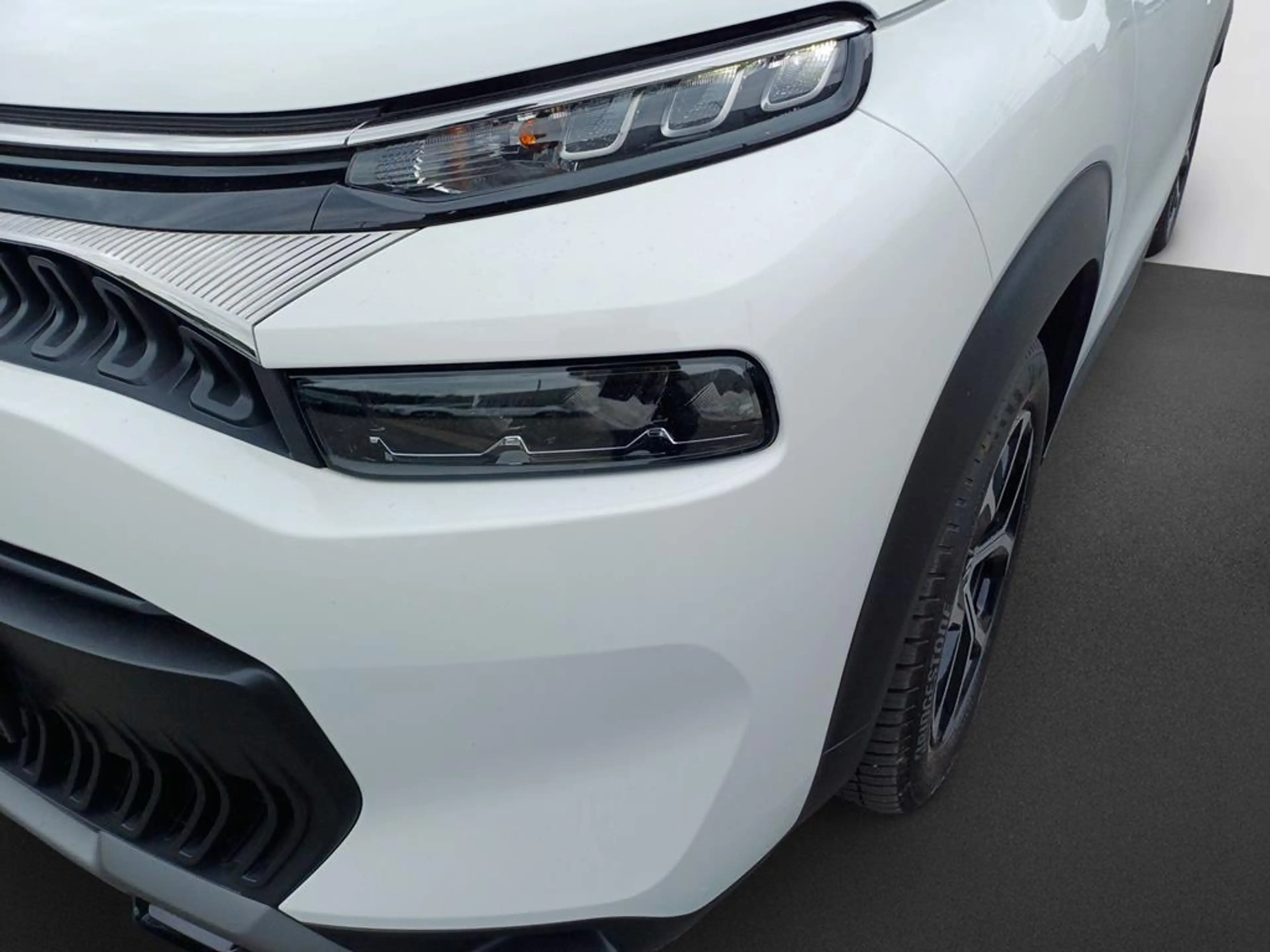 Citroen C3 Aircross PureTech 110 S&S Shine — photo 9