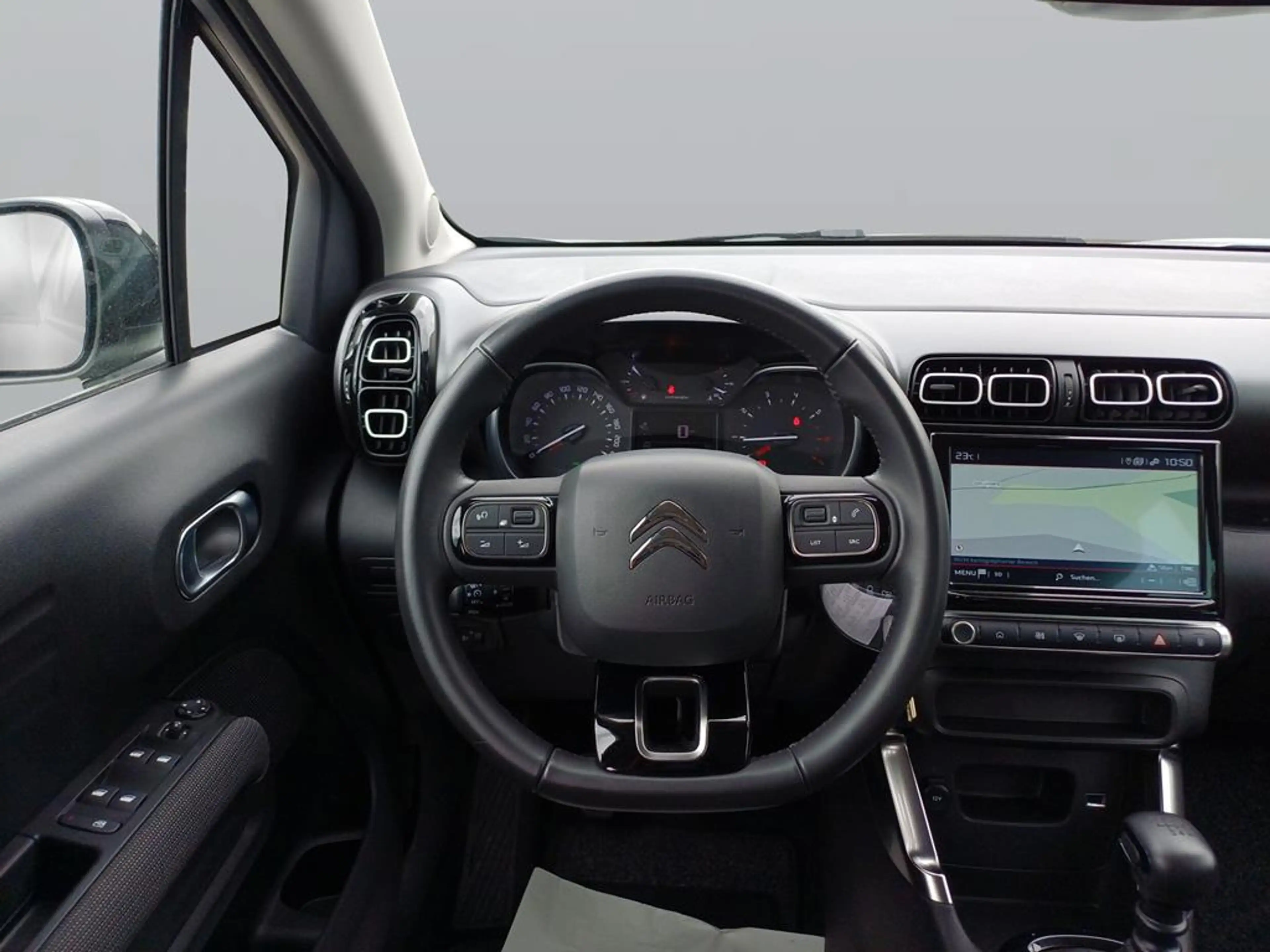 Citroen C3 Aircross PureTech 110 S&S Shine — photo 13