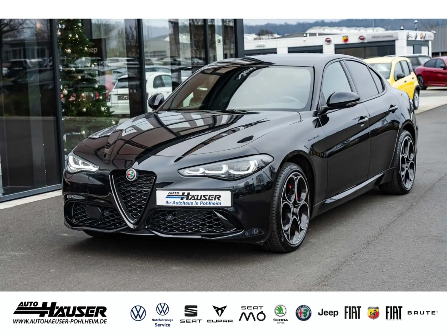 Alfa Romeo Giulia Competizione 2.0 Turbo AT8 Q4 HARMAN-KARDON EL. SI Schwarz - 1