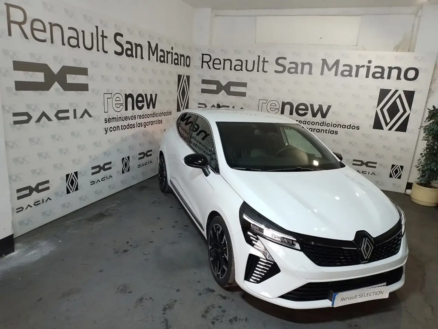 Renault Clio Techno Fehér - 2