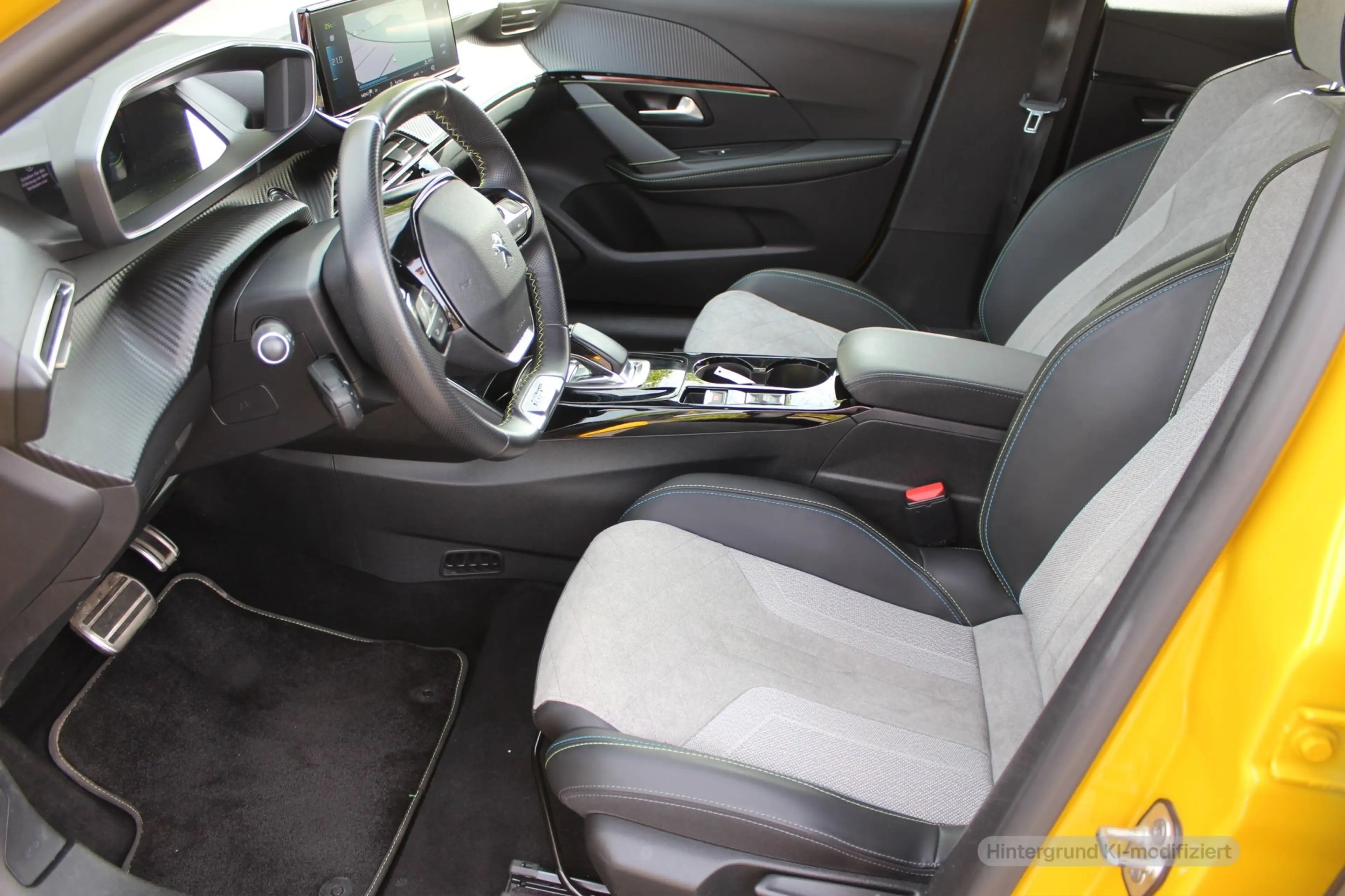 Peugeot e-208 GT — photo 8