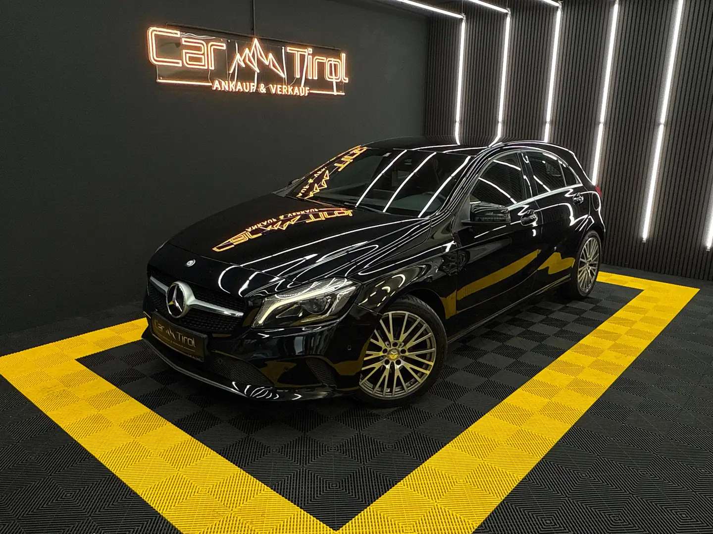 Mercedes-Benz A 180 A 180 CDI / d BlueEfficiency Schwarz - 2