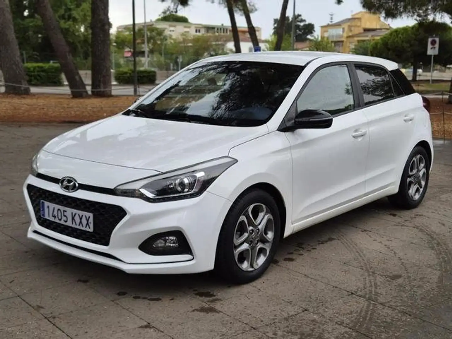 Hyundai i20 1.0 TGDI Tecno 100 Blanco - 1