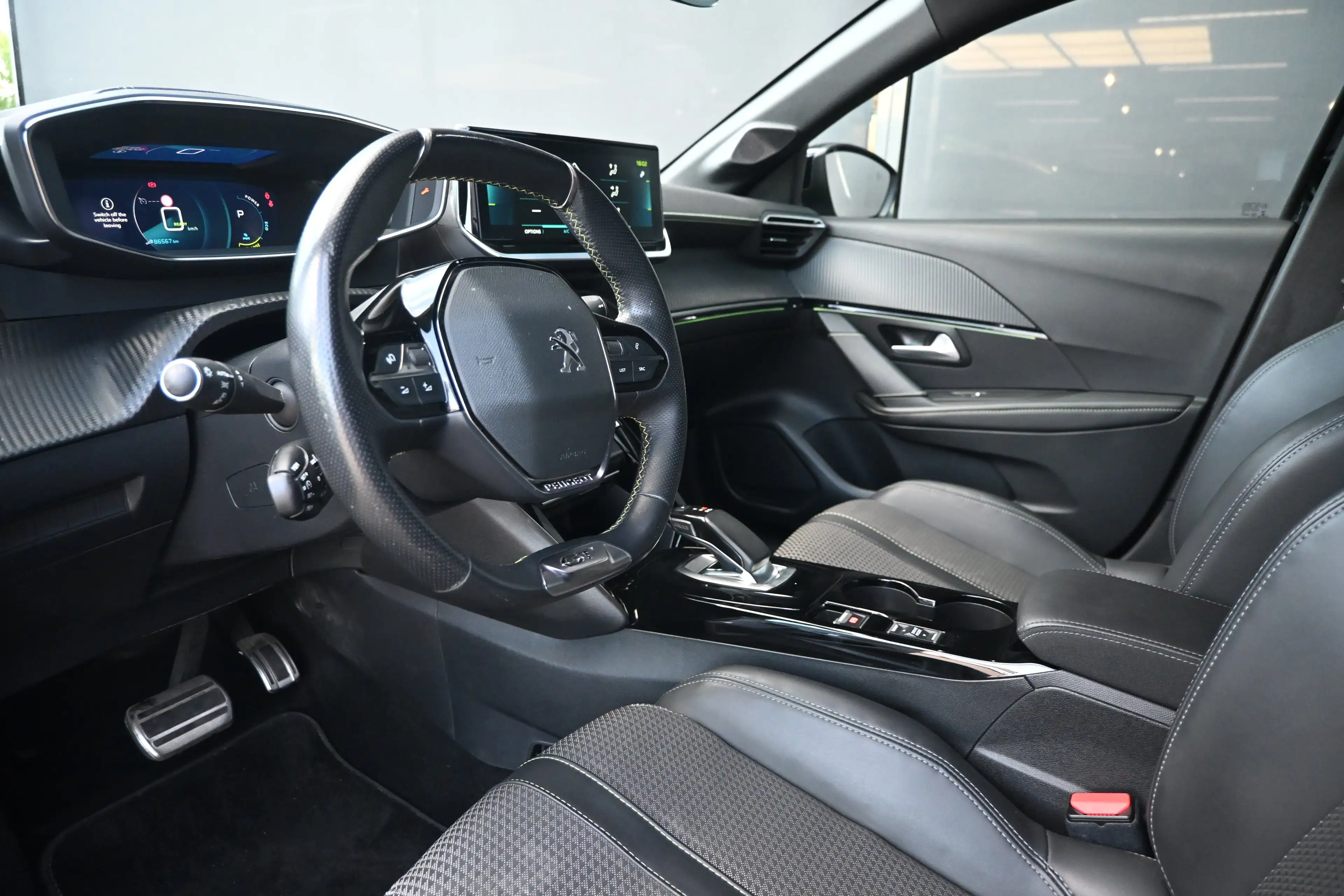 Peugeot e-208 EV GT 350 50 kWh 3 Fase | Navigatie | Climate Cont — photo 7