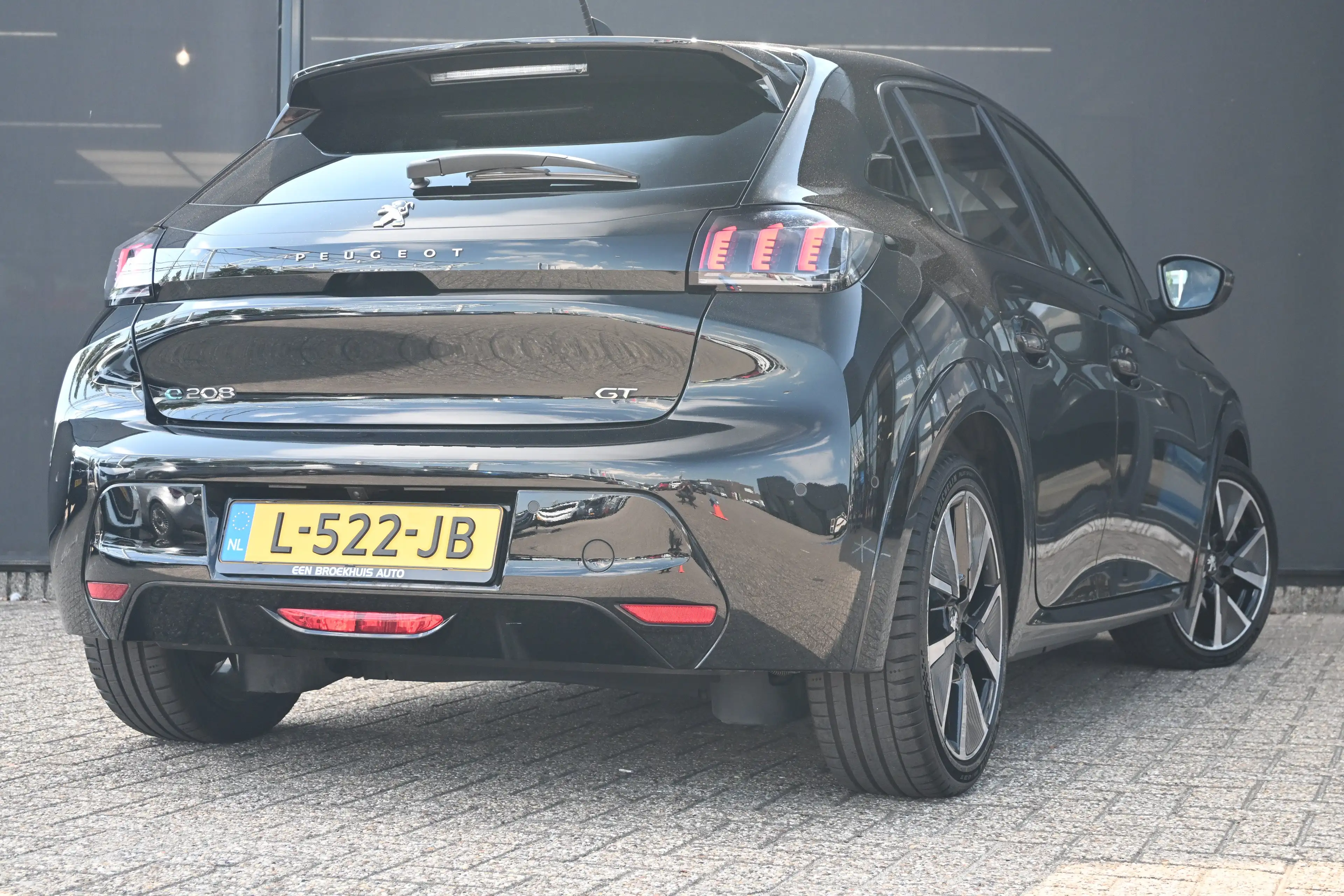 Peugeot e-208 EV GT 350 50 kWh 3 Fase | Navigatie | Climate Cont — photo 3