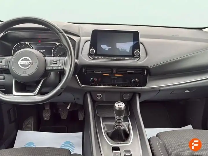 Nissan Qashqai DIG-T mHEV 4x2 Acenta (2021) 2022, foto 12
