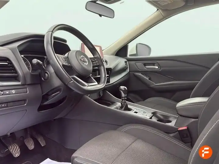 Nissan Qashqai DIG-T mHEV 4x2 Acenta (2021) 2022, foto 11