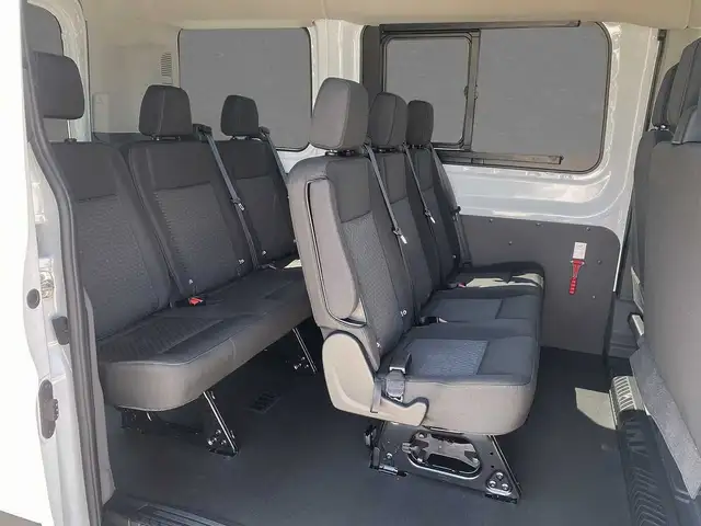 Ford Transit view 5